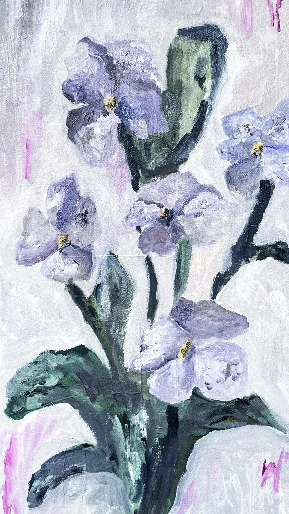 Aquarell Gemälde von lila Veilchen mit grünen Blättern auf hellem Hintergrund.