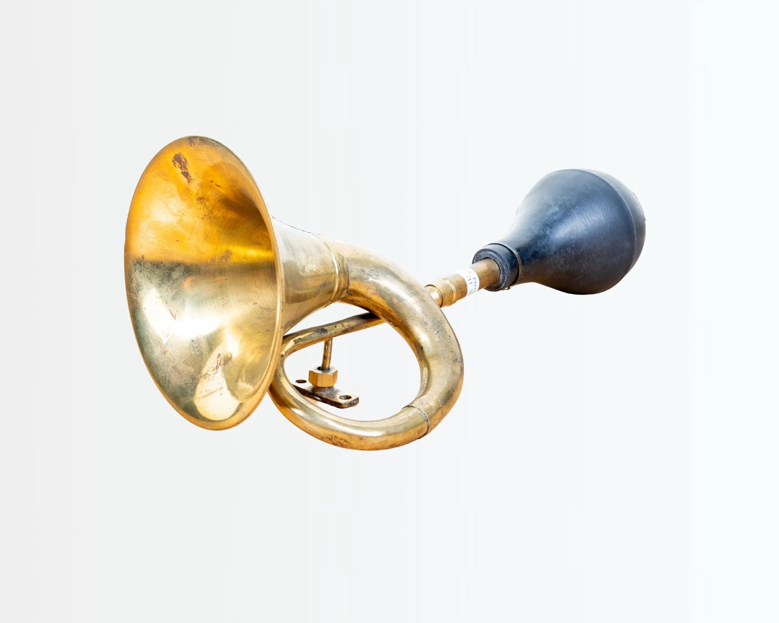 Large Car Horn 7400_RT.jpg