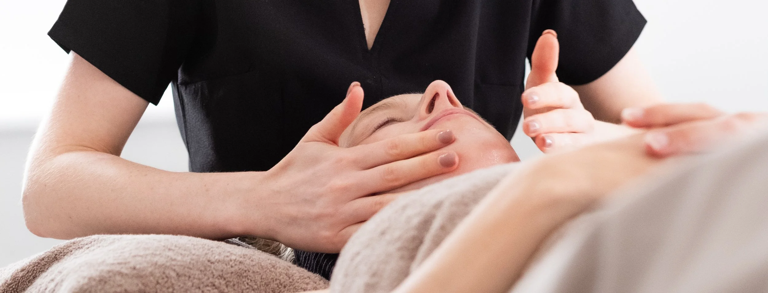 Relaxing antiaging facial in Tenterden Kent
