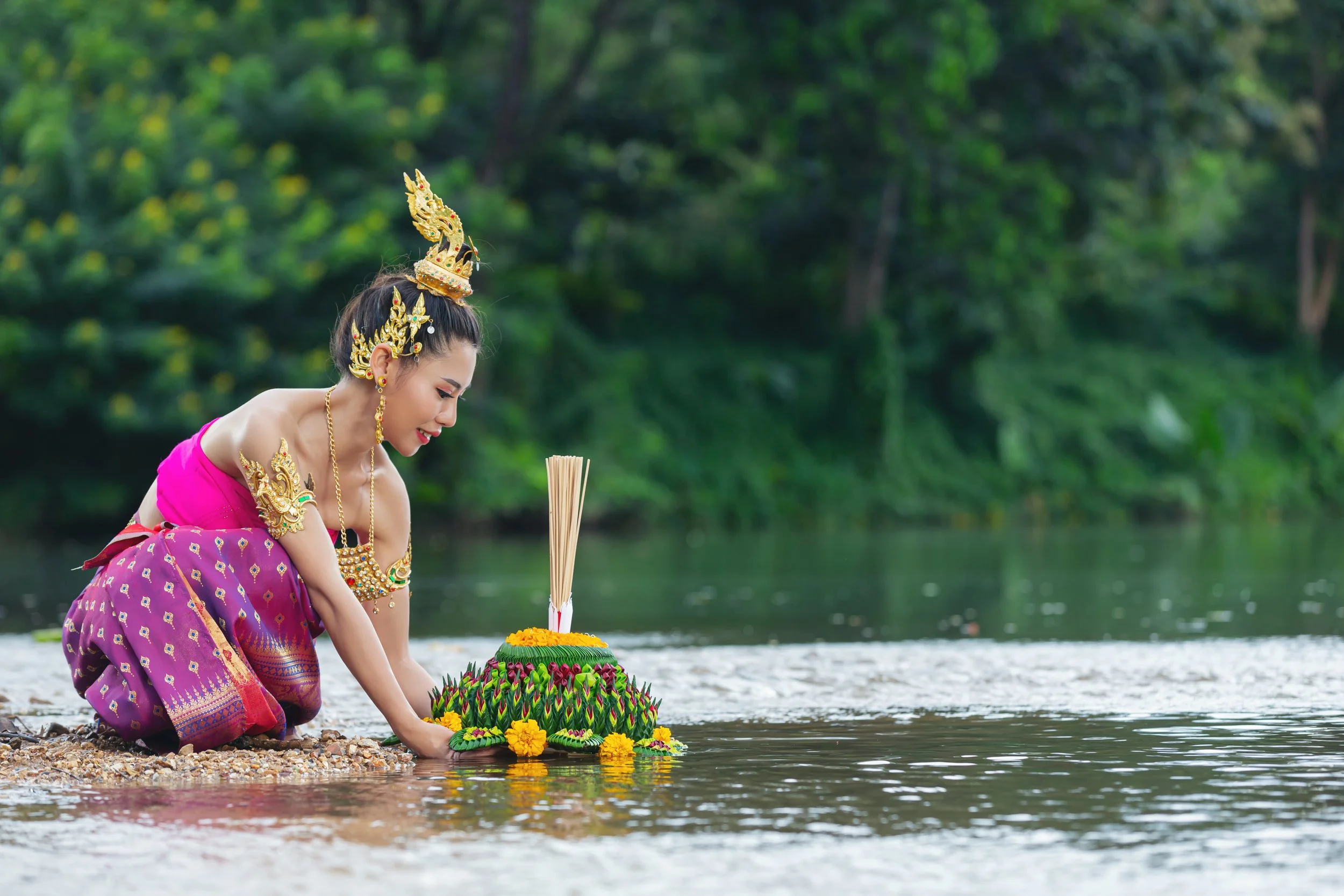 Loy Krathong in Chiang Mai: A Magical Festival of Lights You Must Experience