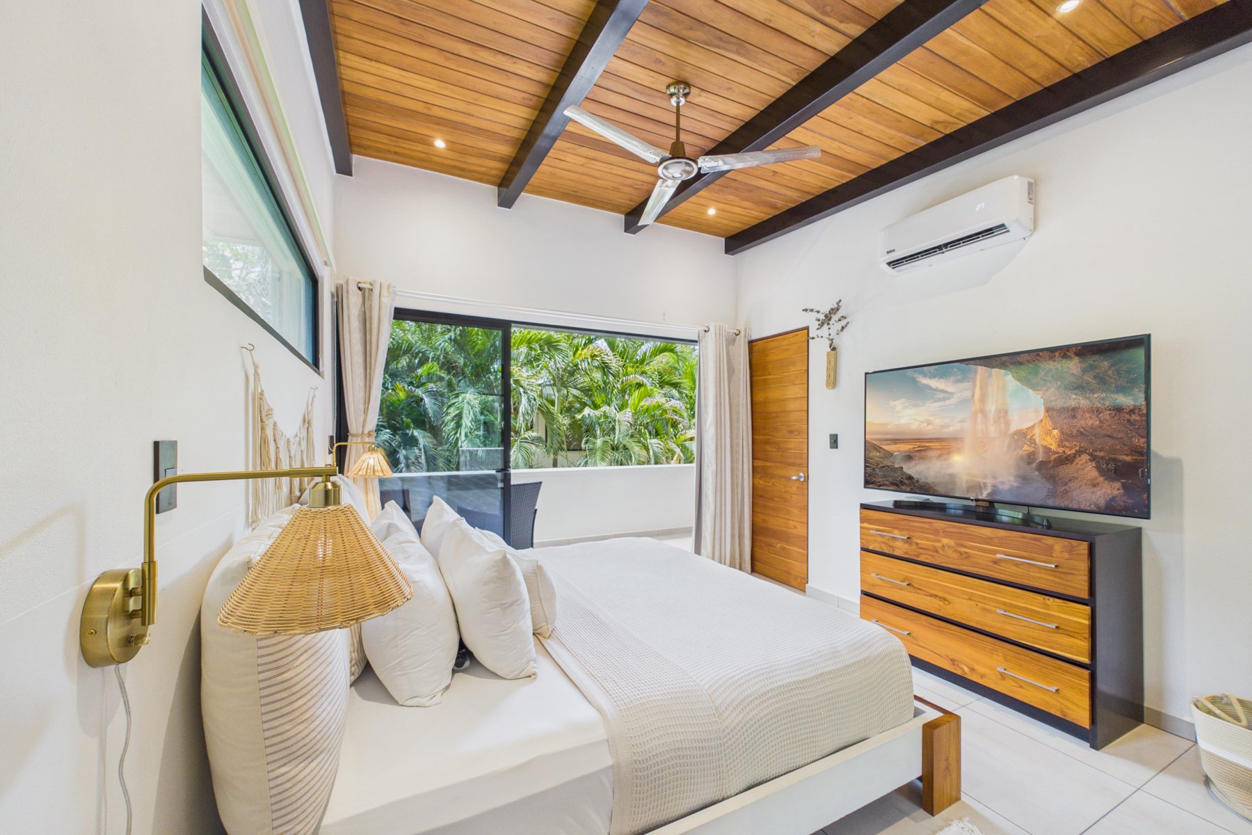79-Plantara-MAIN CASA-LOFT-10.jpg