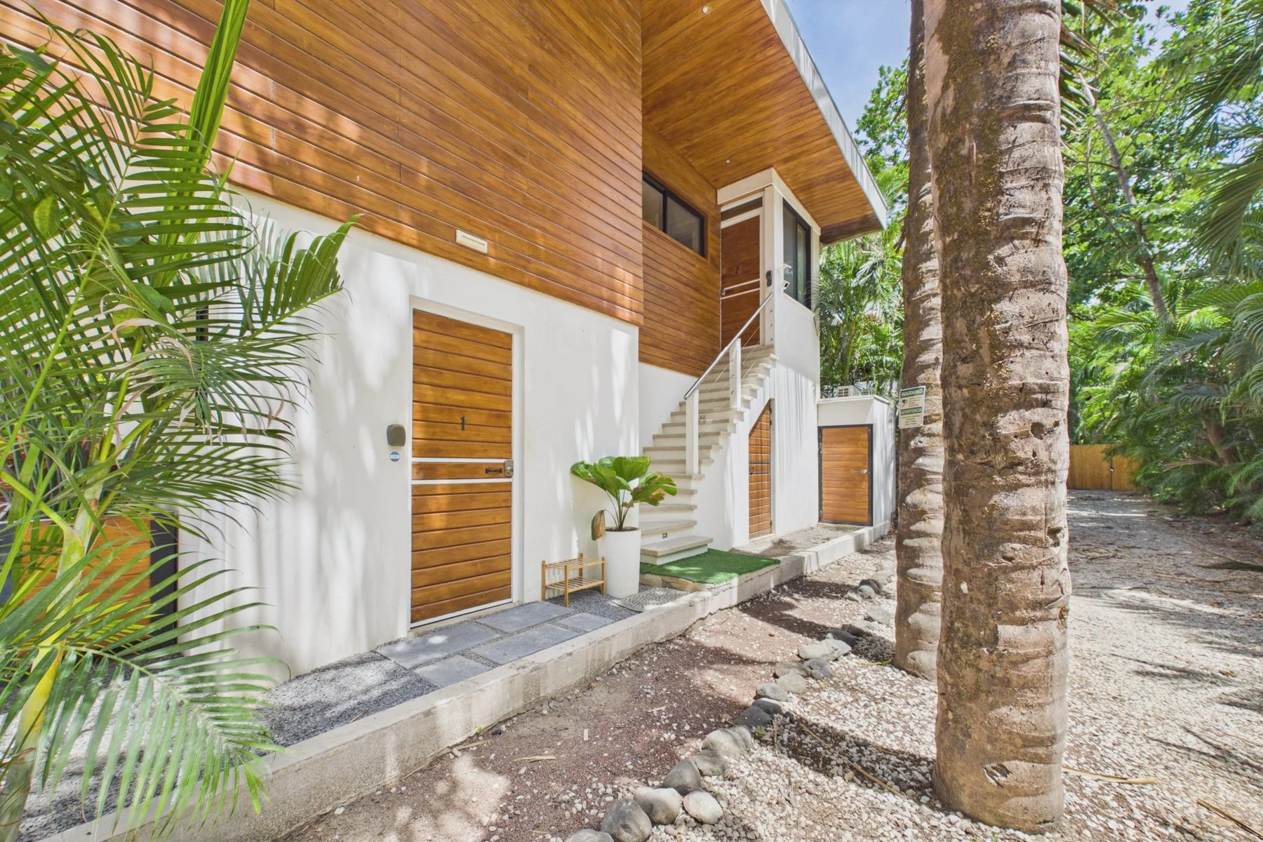 12-Plantara-Condo-1-1.jpg (Copy)