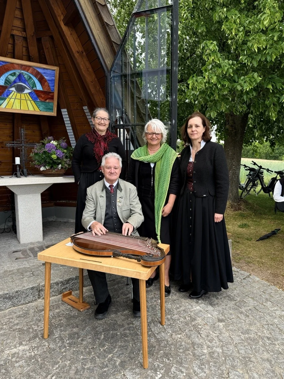 Maiandacht mit  Gambachtaler Sängerinnen