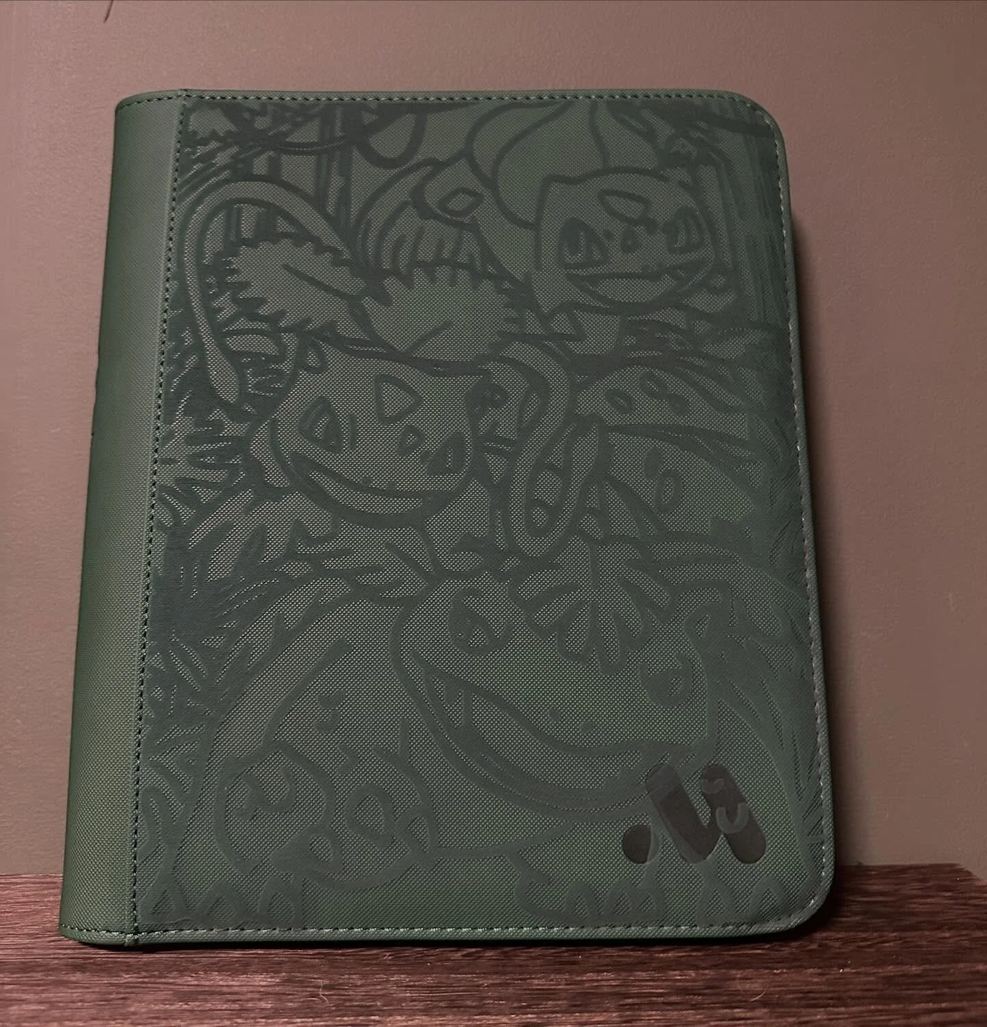 The photos don&rsquo;t do this one justice #elEliteBinderStatus #CustomBinders #Bulbaline #TCG #pokemonTCG