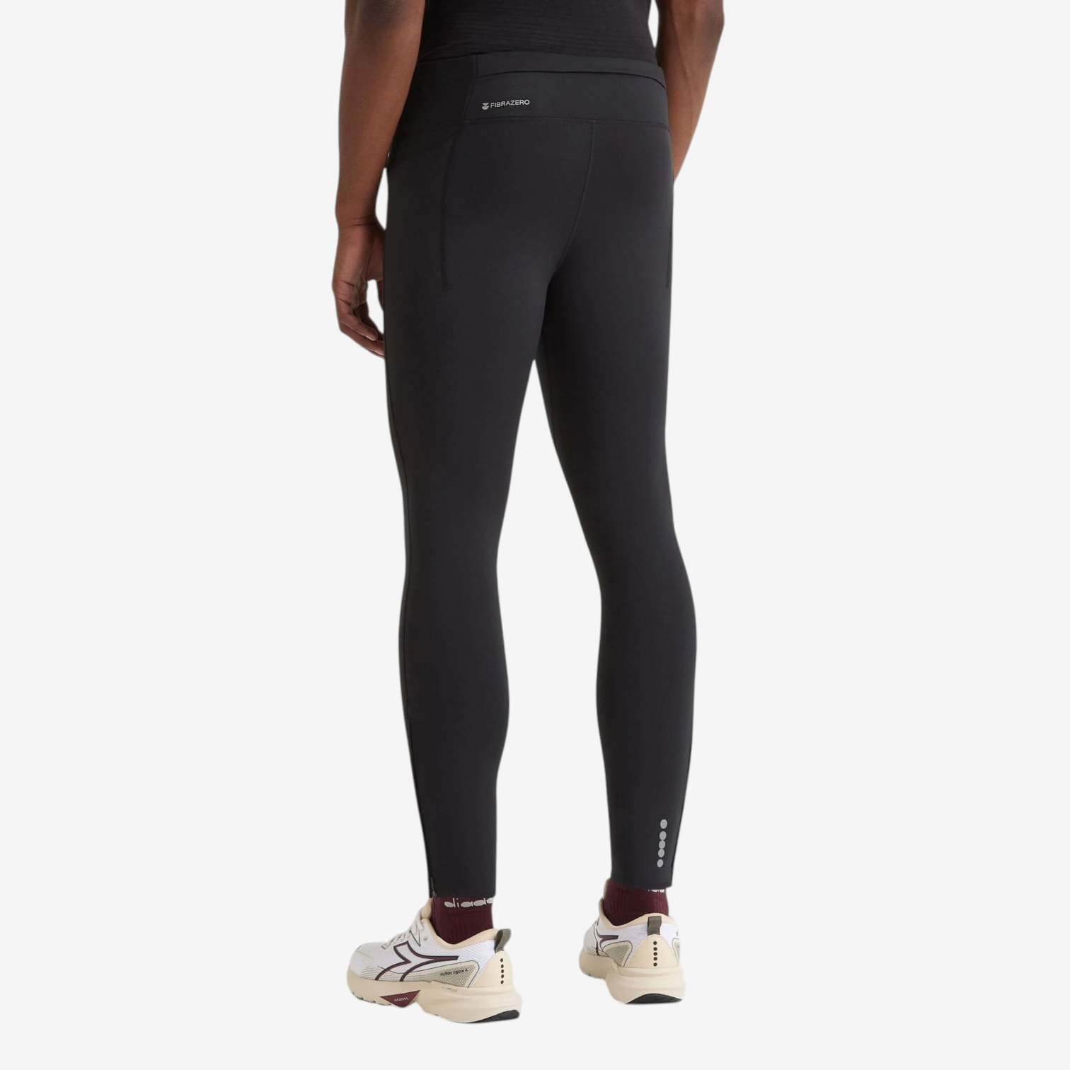 RUN-TIGHTS-WINTER-PROTECTION-2.png