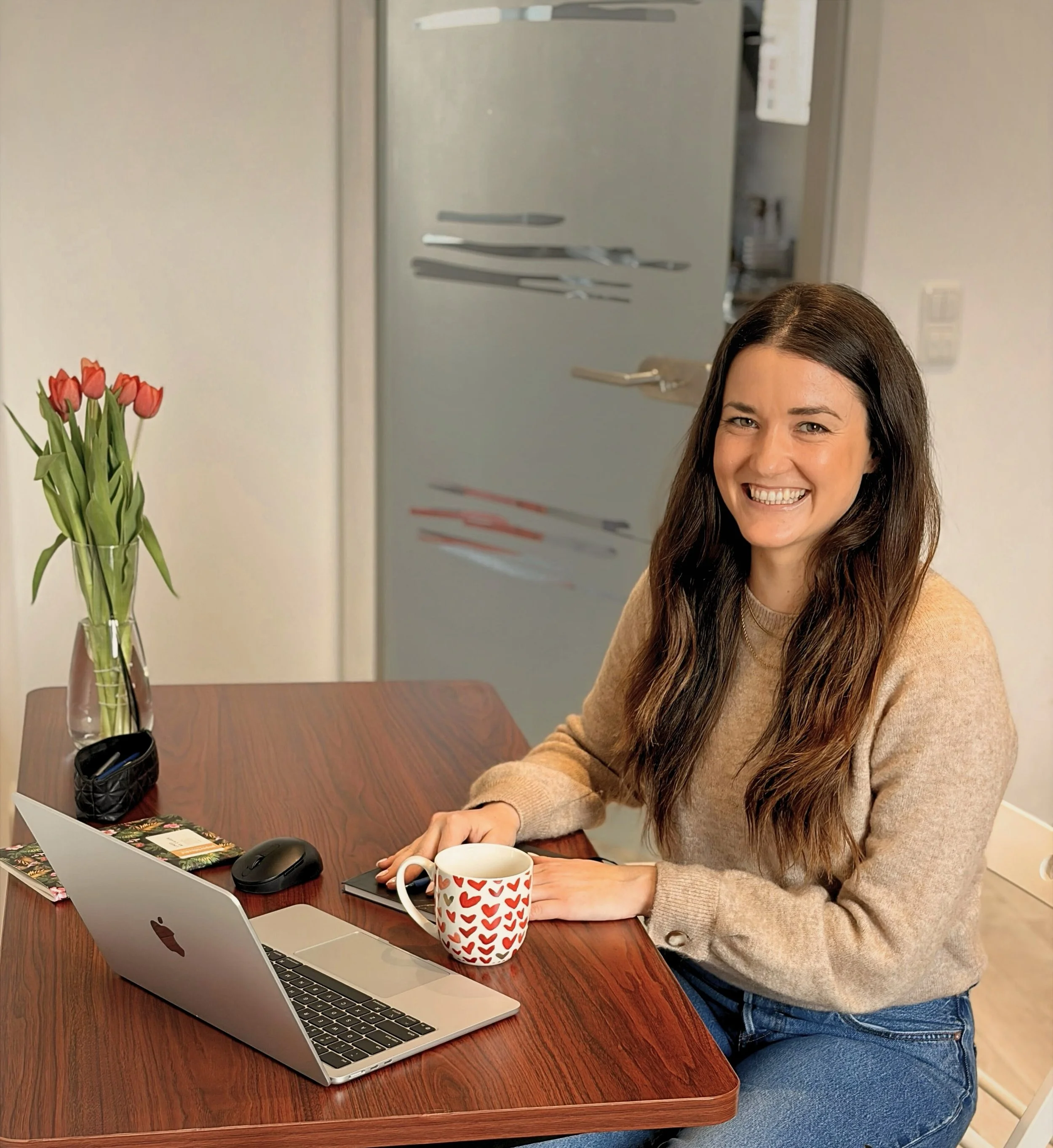 Marijana Livk, brand strategist, in a founder strategy session
