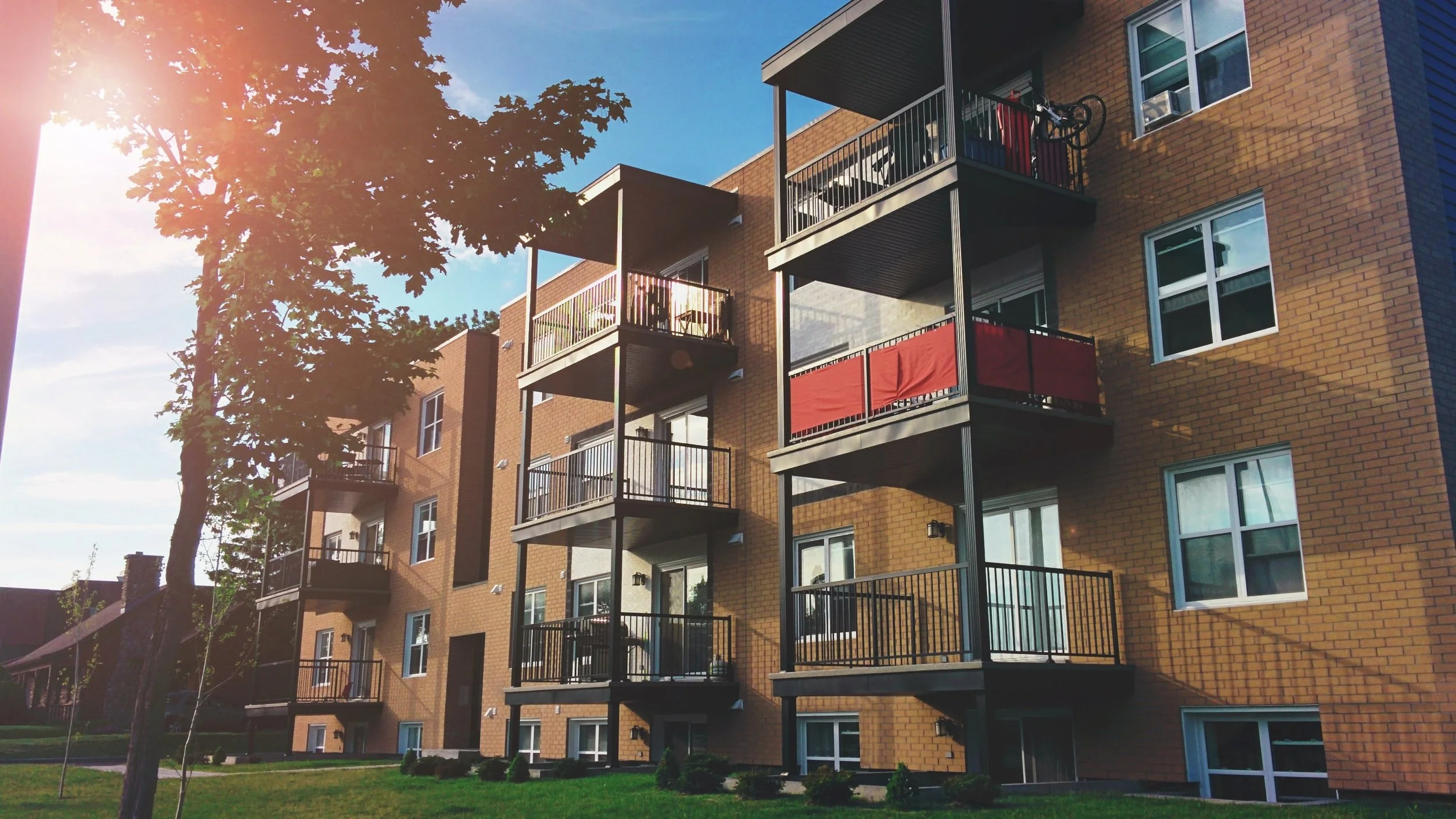 Stockwerkeigentum - Prüfe, wer sich binde