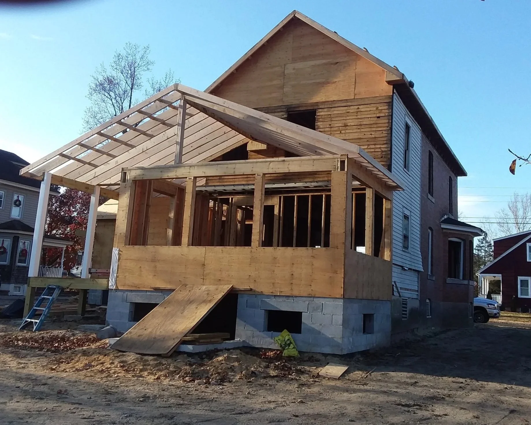 Oranssi project: studio shed