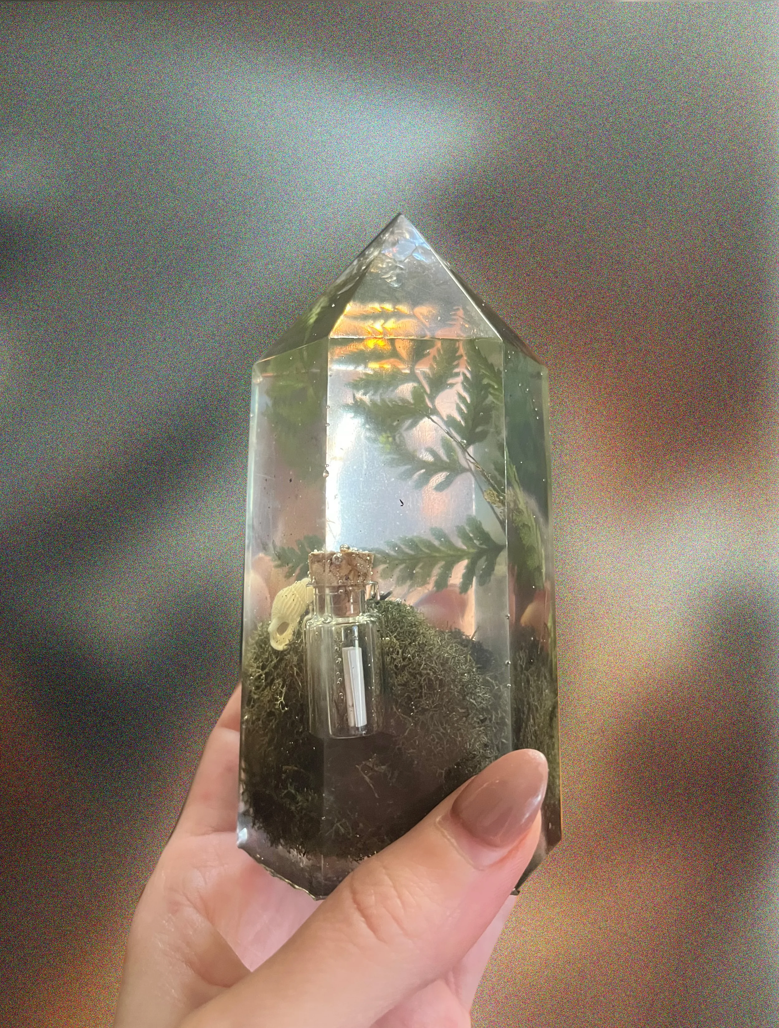 holding-resin-with-tiny-bottle.jpg