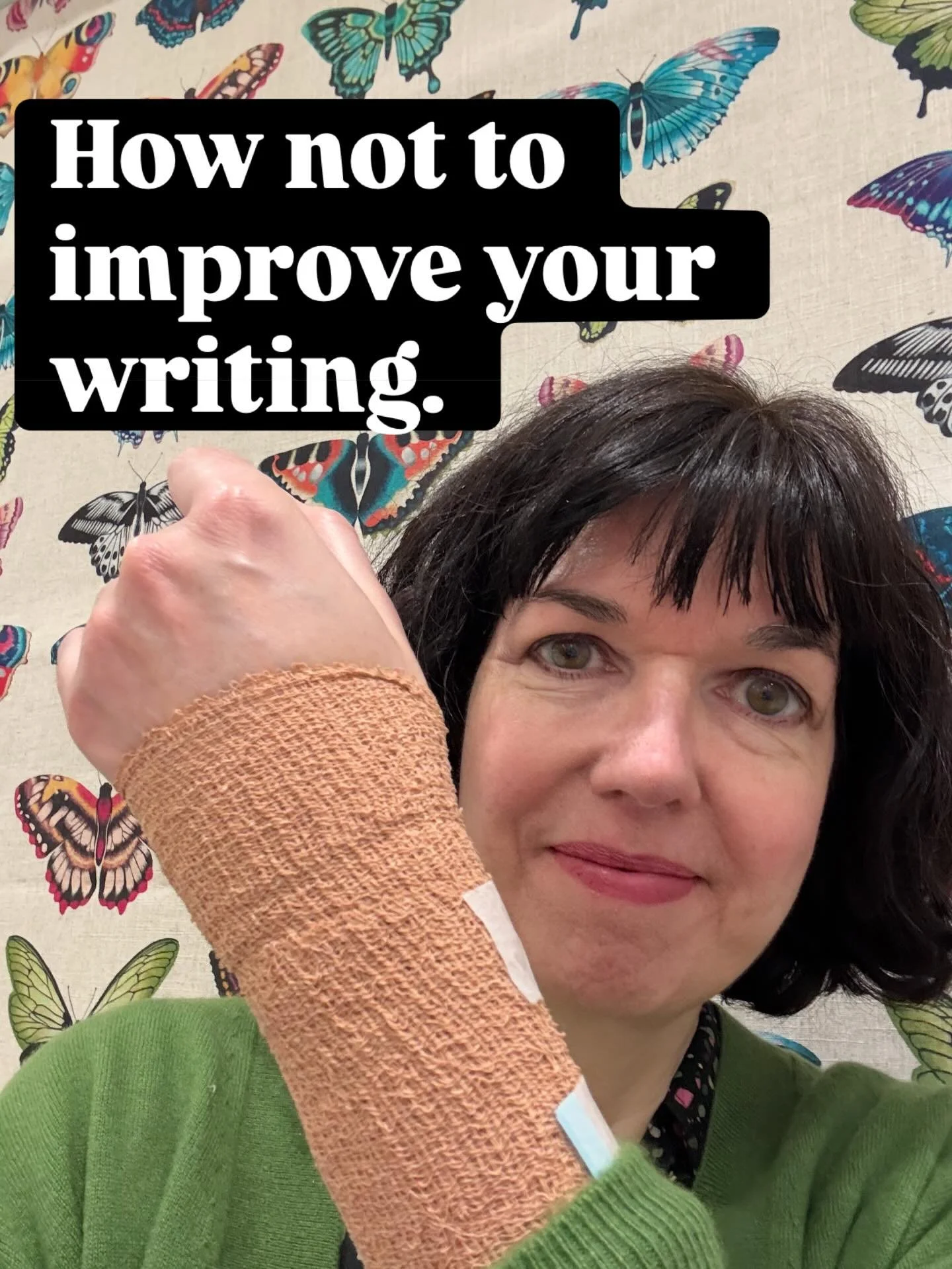 Tripped over and sprained my wrist because I&rsquo;m incurably clumsy. And it&rsquo;s the hand I write with. Don&rsquo;t try this at home, kids. 🤦🏻&zwj;♀️🤦🏻&zwj;♀️🤦🏻&zwj;♀️

#amnotwriting #clumsy #idonthavetimeforthis