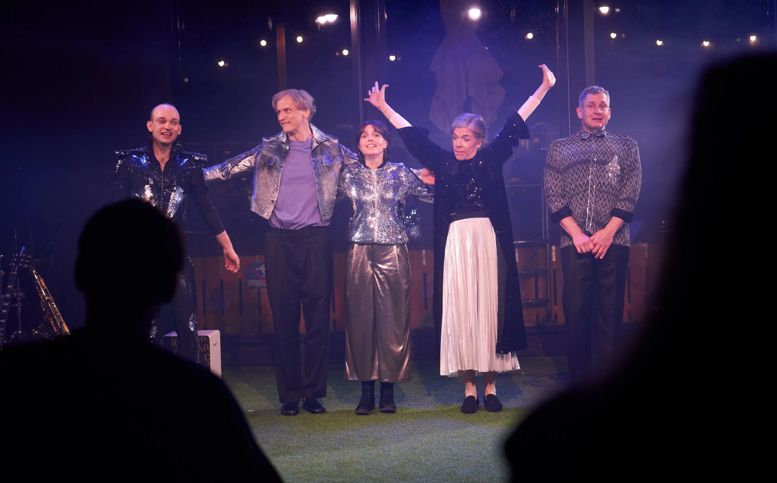 Bastian Inglin, Rüdiger Hauffe,  Amelie Hug, Tini Prüfert, Christian Baumbach/ Foto: Emanuel Ammon