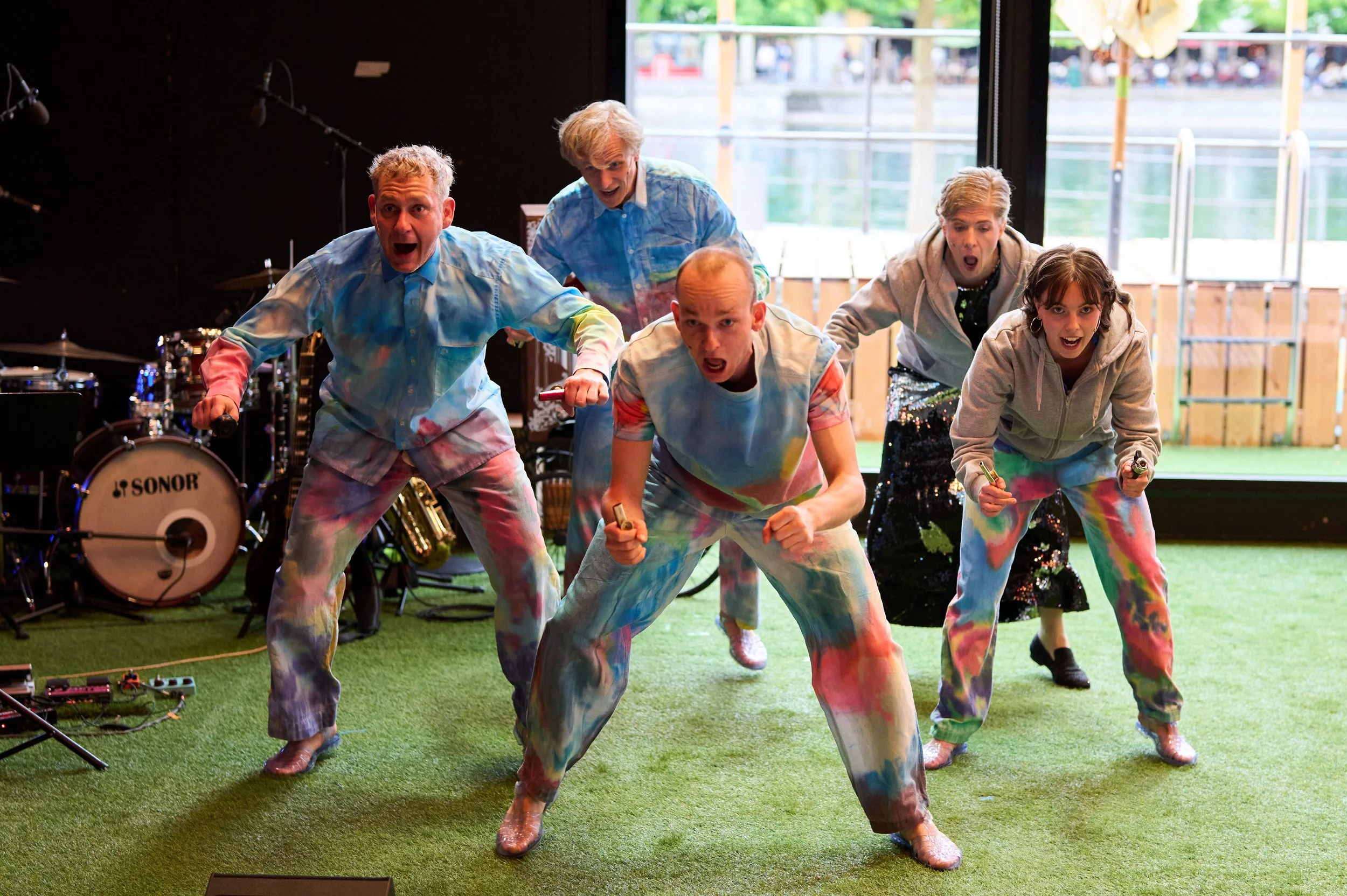 Christian Baumbach, Rüdiger Hauffe, Bastian Inglin, Tini Prüfert, Amelie Hug / Foto: Emanuel Ammon