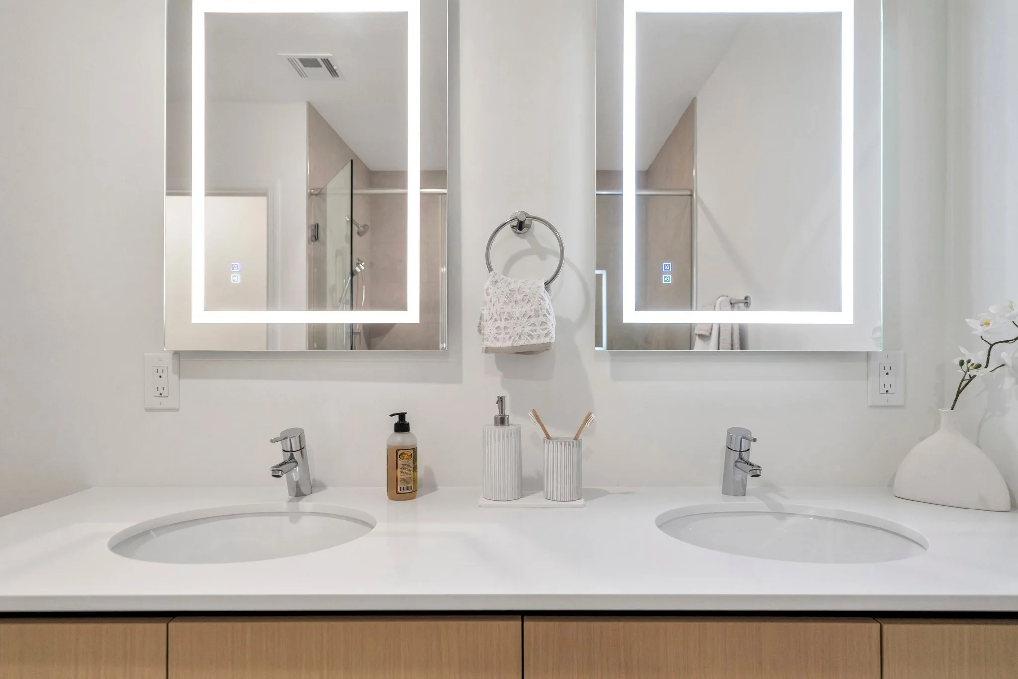 Afeeto-Cannon-House-Morristown-NJ-UD-Master Bathroom-5.jpg