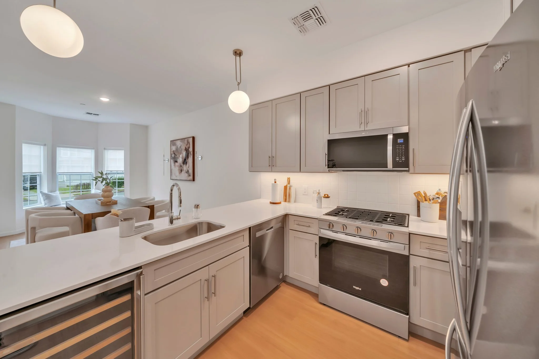 Afeeto-Cannon-House-Morristown-NJ-UD-Kitchen Townhouse-5.jpg