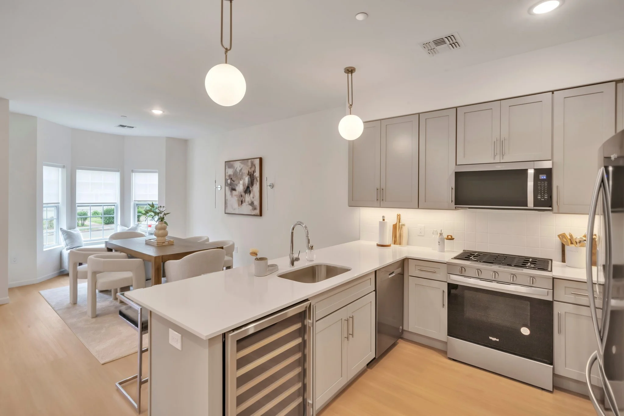 Afeeto-Cannon-House-Morristown-NJ-UD-Kitchen Townhouse-2.jpg