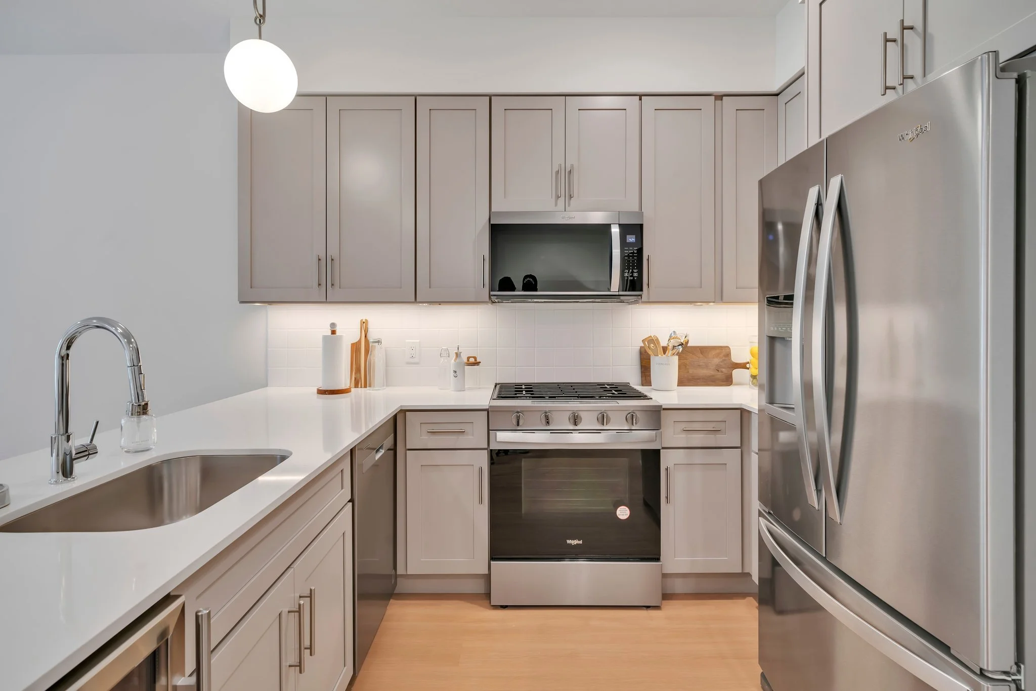 Afeeto-Cannon-House-Morristown-NJ-UD-Kitchen Townhouse-3.jpg