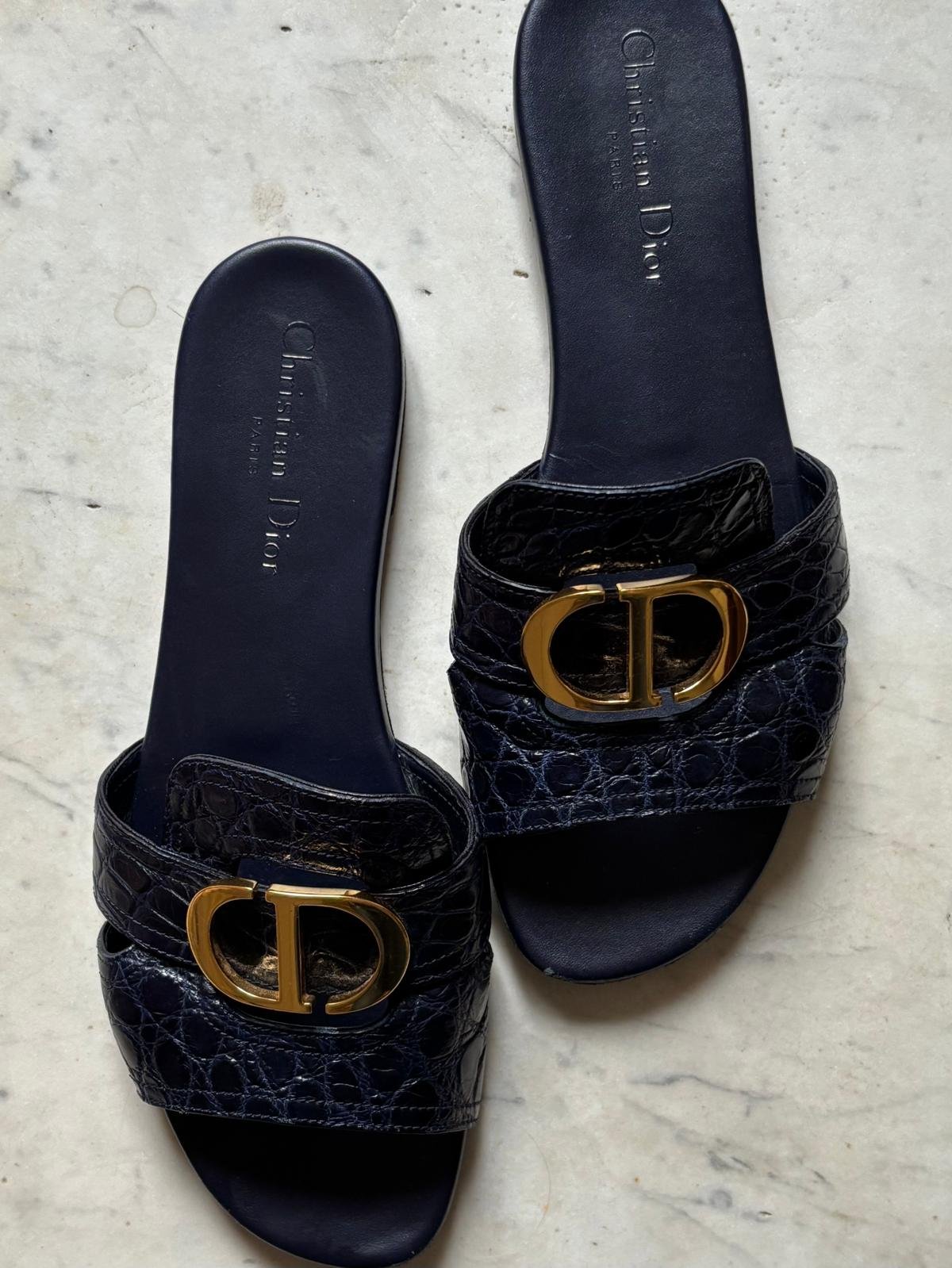 Des sandales Dior en croco