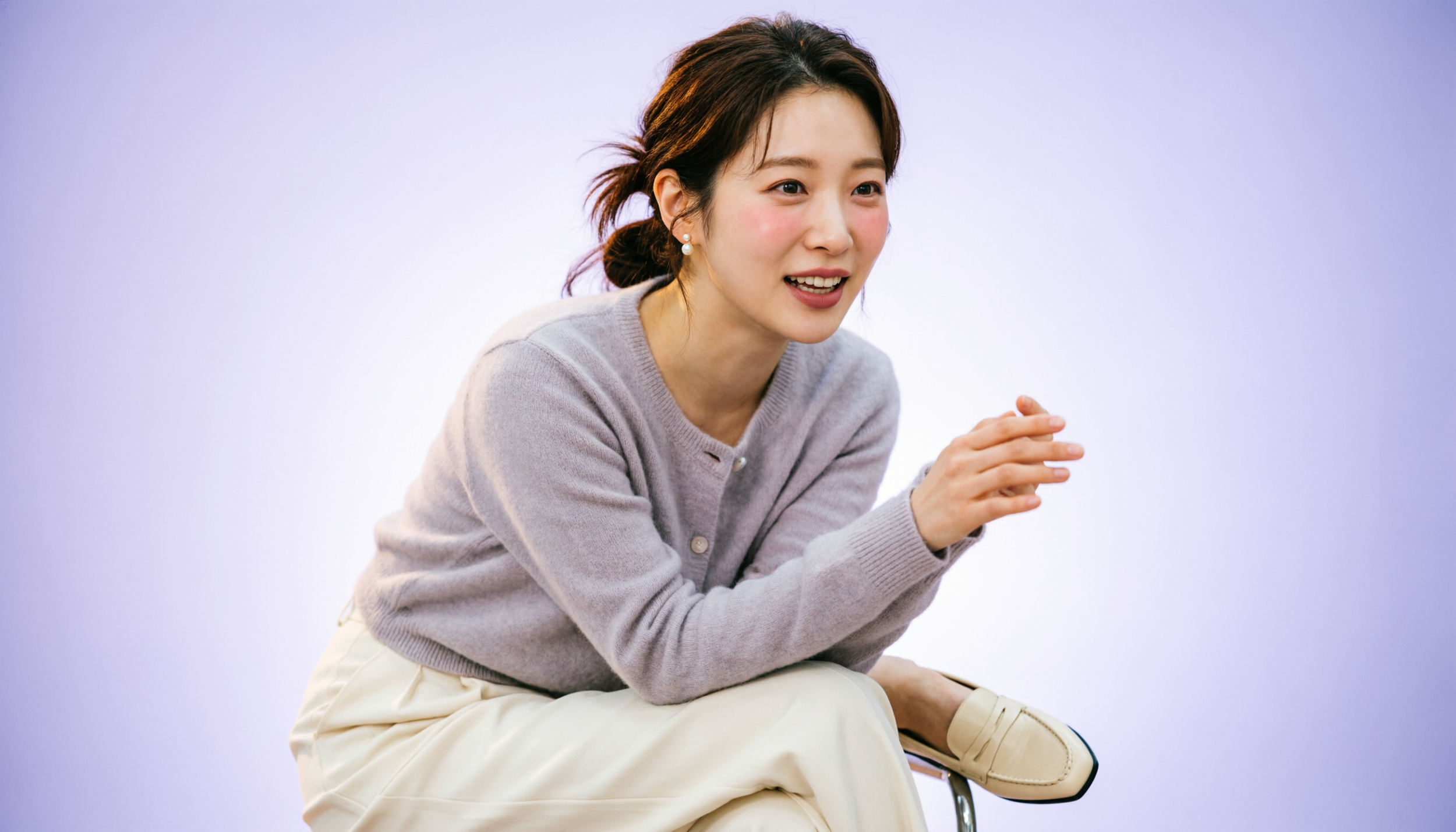 The Introvert Who Is Loud Around the Right People