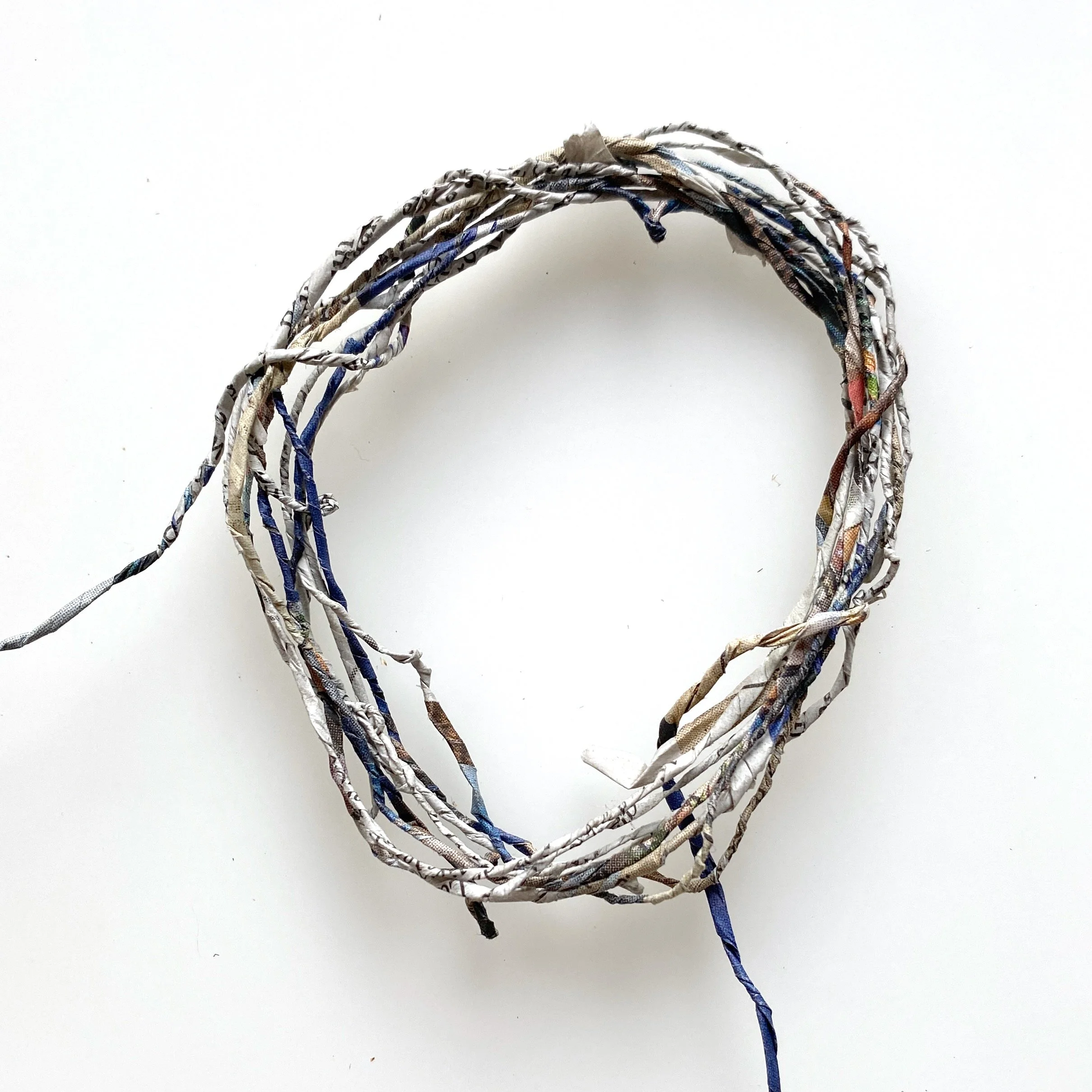 Krant draad dun.jpeg