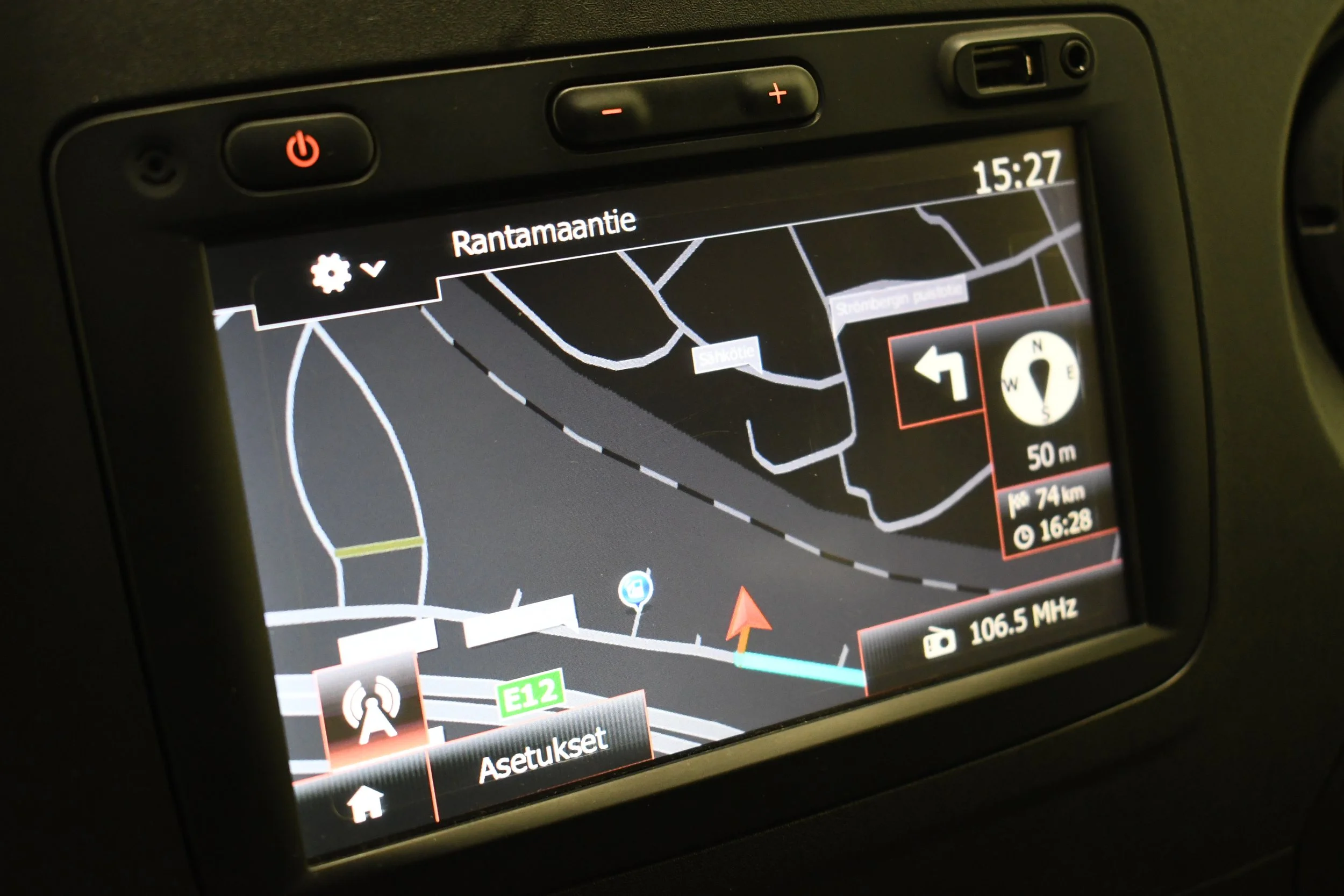 Vuokraa B-kortilla ajettava hevosauto