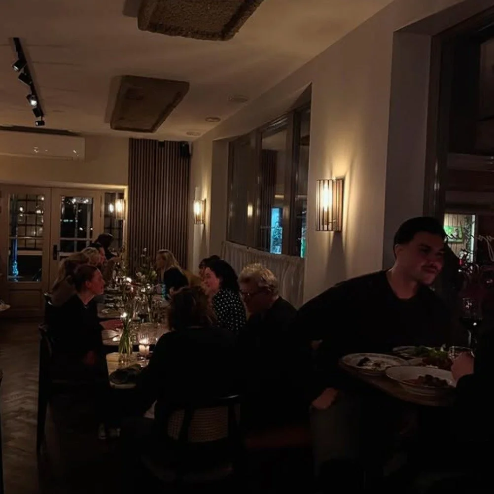 Vier het weekend, geniet bij Bourgondie! Reserveer de laatste tafeltjes deze vrijdag en zaterdag, want het is de een na laatste week van ons huidige menu!

Reserveer via de website of bel ons gerust voor het reserveren van een tafeltje!

🍷