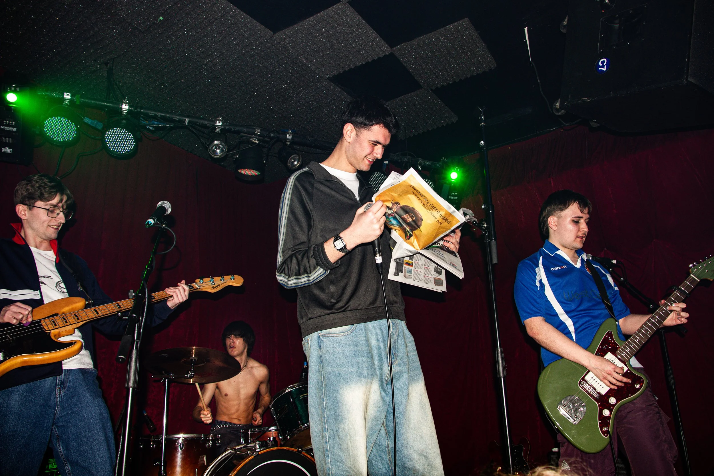 Heavy drums and headlines: Frontroom at The Finsbury