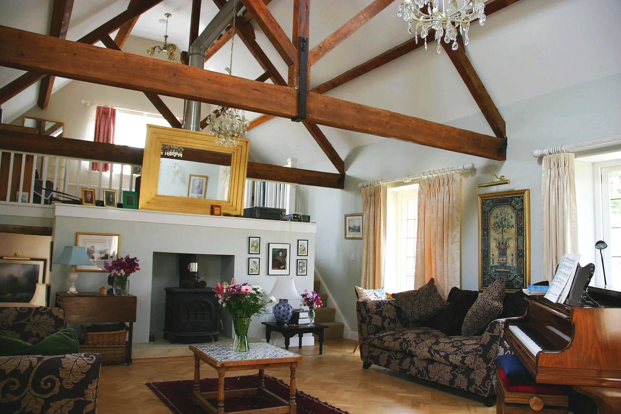 River Barn living room