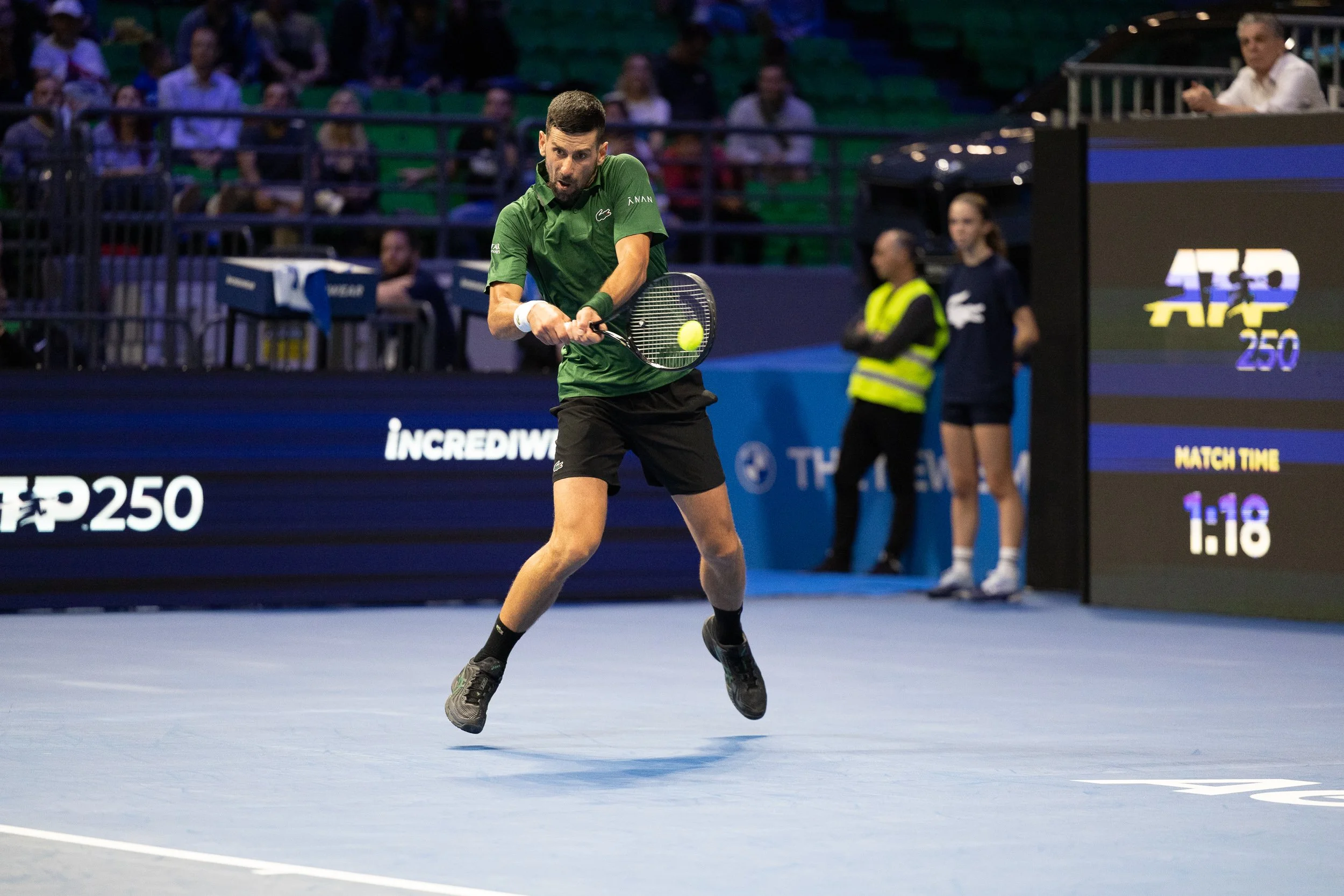 Hellenic_Championship_Djokovic_backhand.jpg