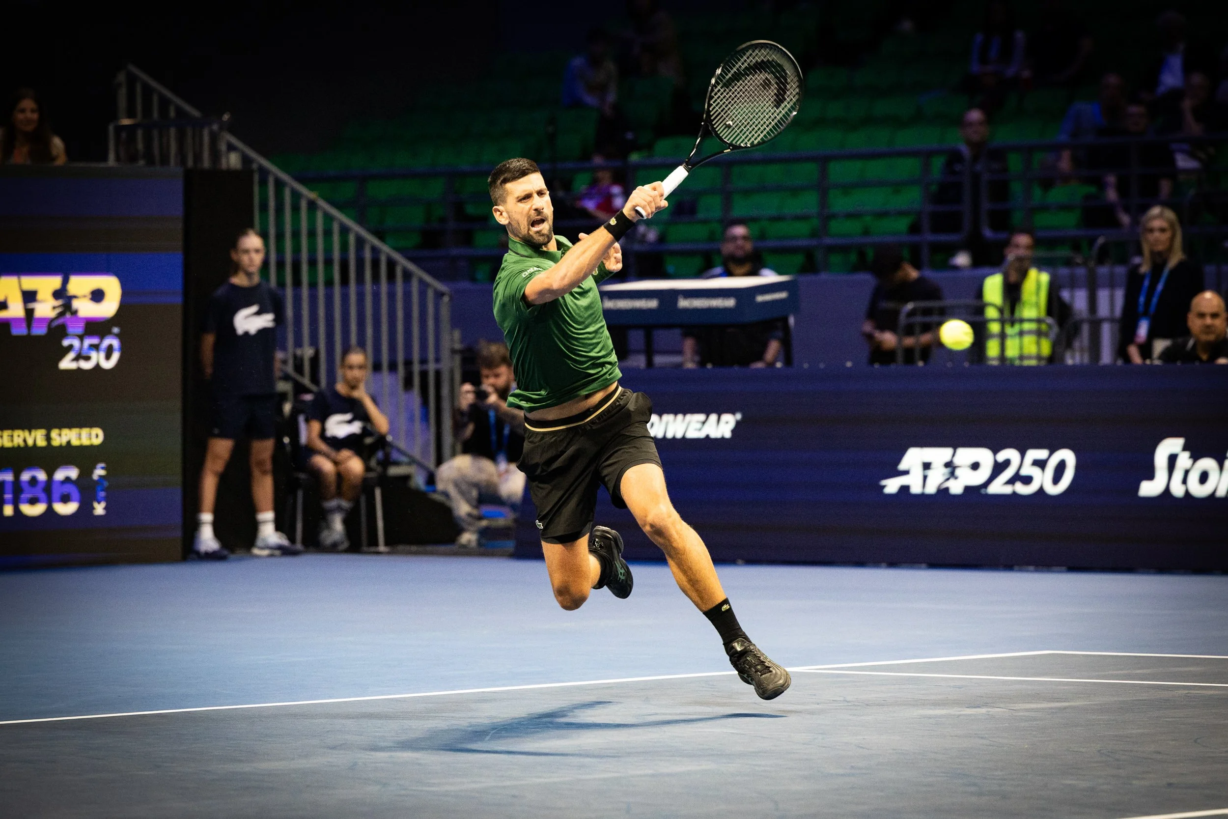 Hellenic_Championship_Djokovic_forehand_1.jpg
