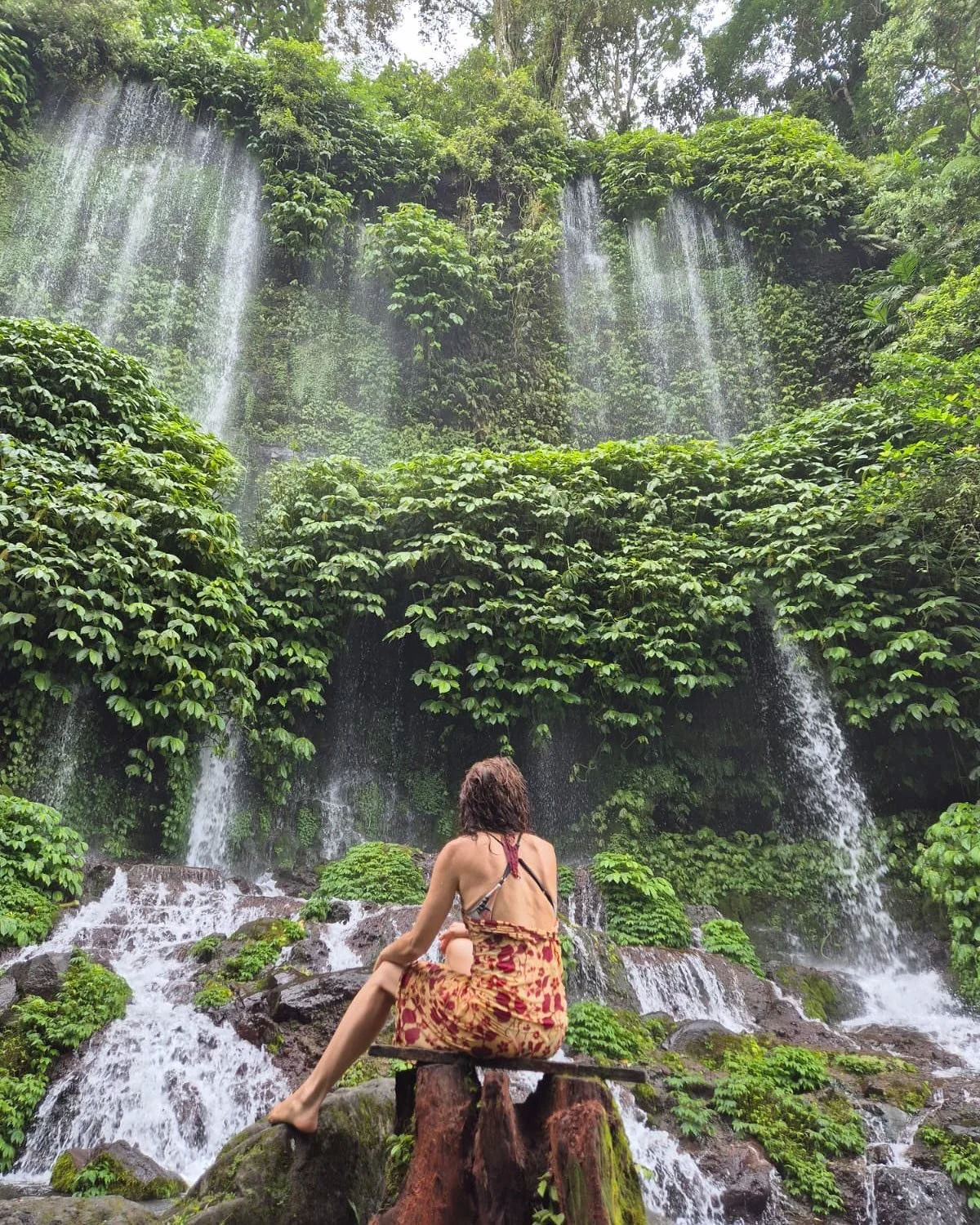 I&rsquo;ve been away for a while... Months immersed in Tantra Yoga Teacher Training. Initiated into powerful practices that have healed me from the inside out. Soothed by the magical waters of Indonesia ✨ 

@tantraessence_school @myt.yoga #spirituala