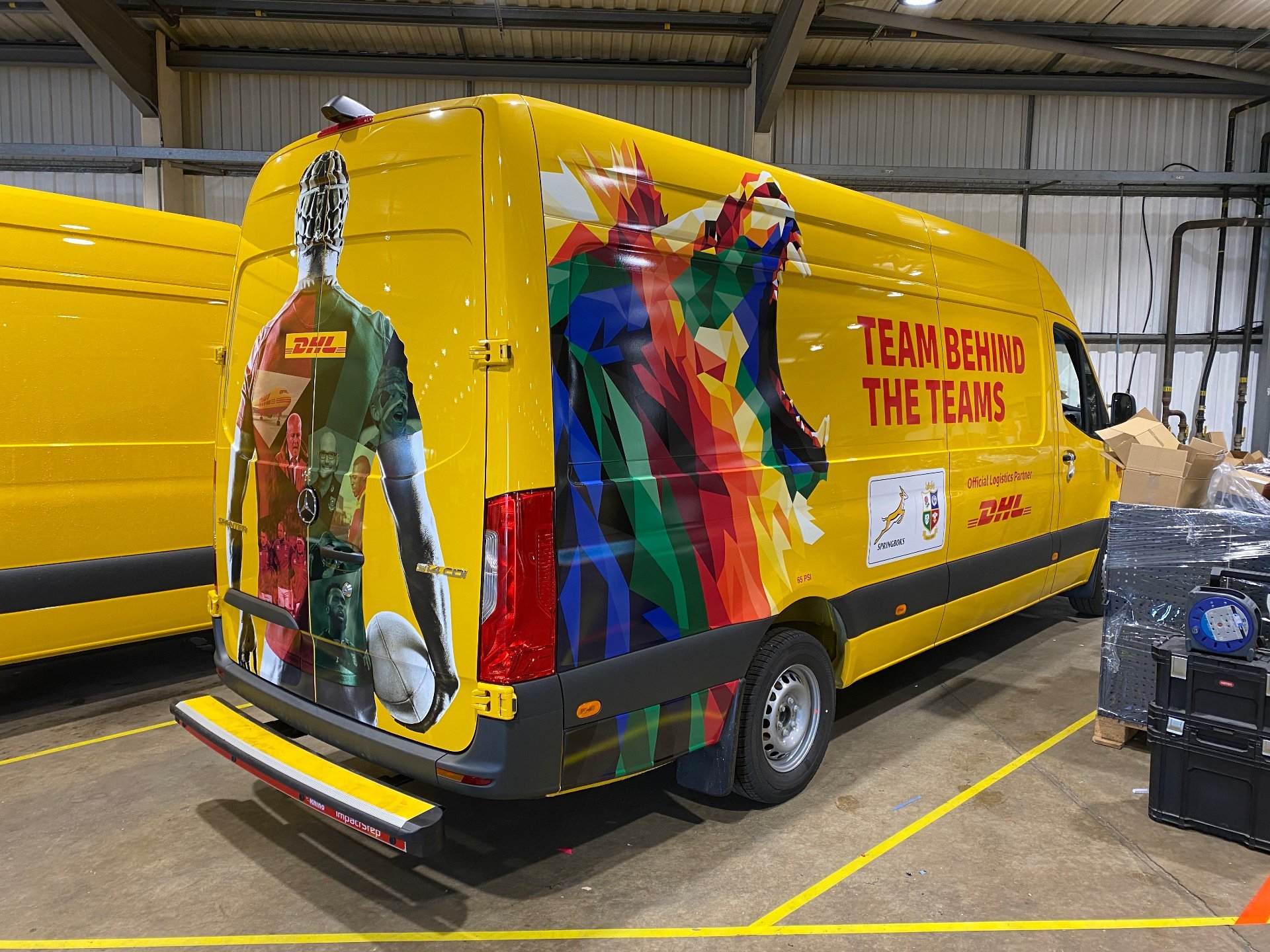 VehicleGraphicsSolutions_CommercialGraphics_Gallery_95843.jpg