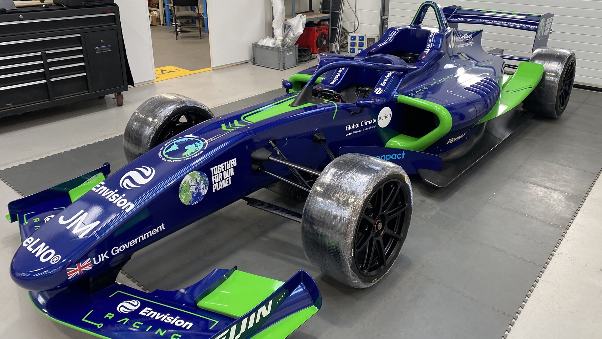 Motorsport & Race Sport Car Vehicle Wraps Essex & Kent