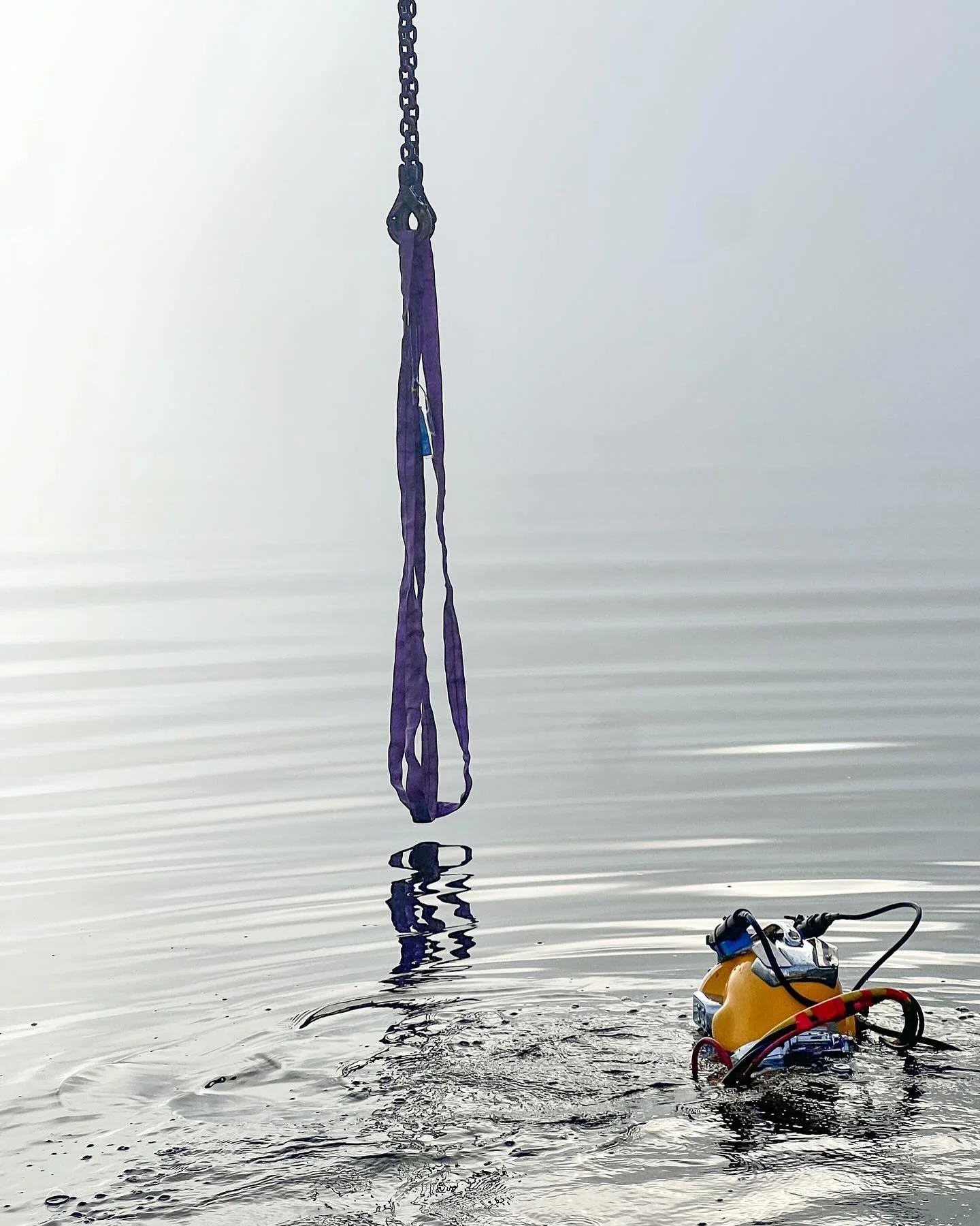 The team have been onsite at MacKintosh Dam for @hydrotasmania this week. 

Working alongside Billings Cranes on the removal and replacement of the intake screens. 

Loved this shot from the crew.