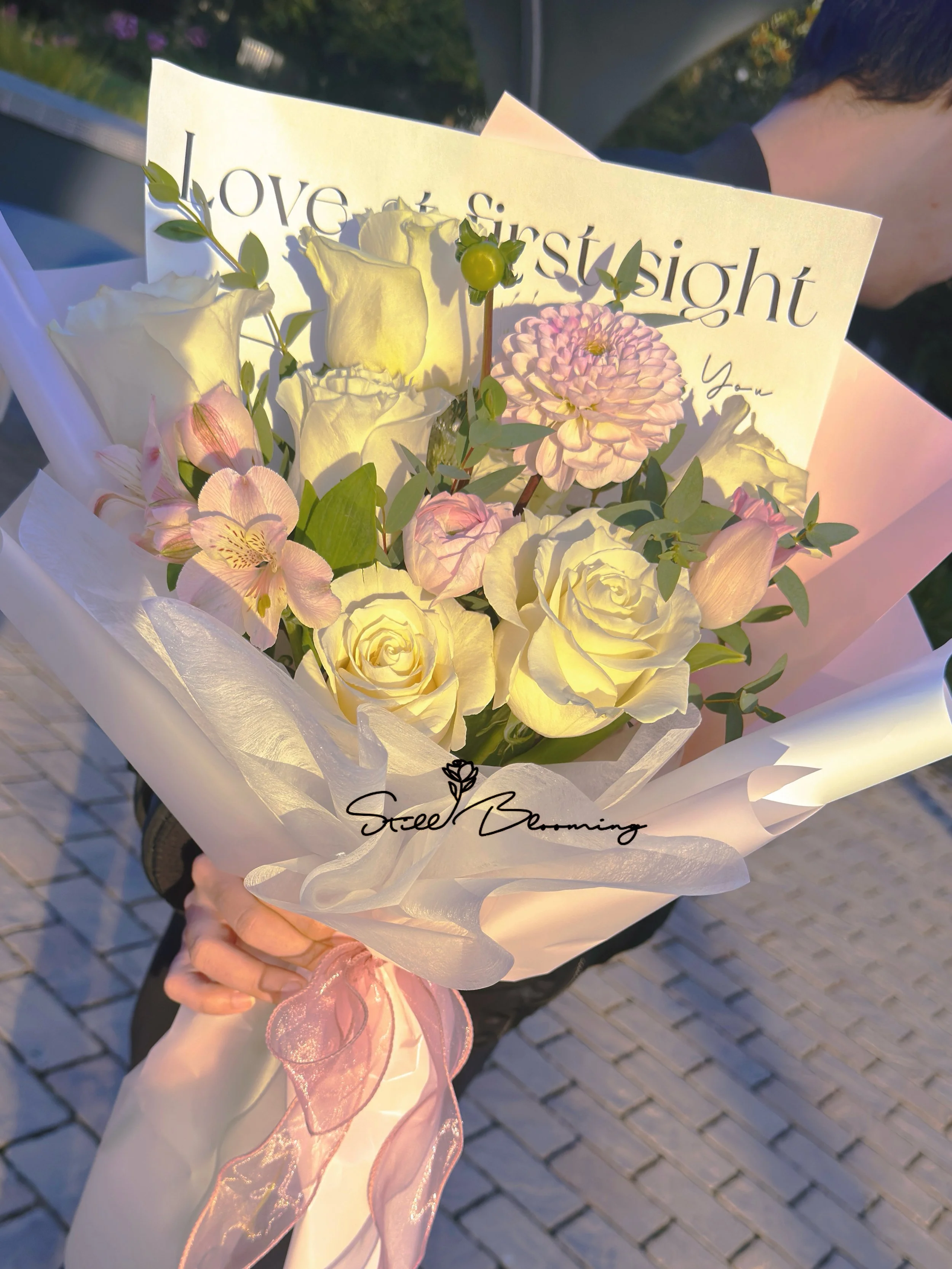 Seasonal Bouquet (S)