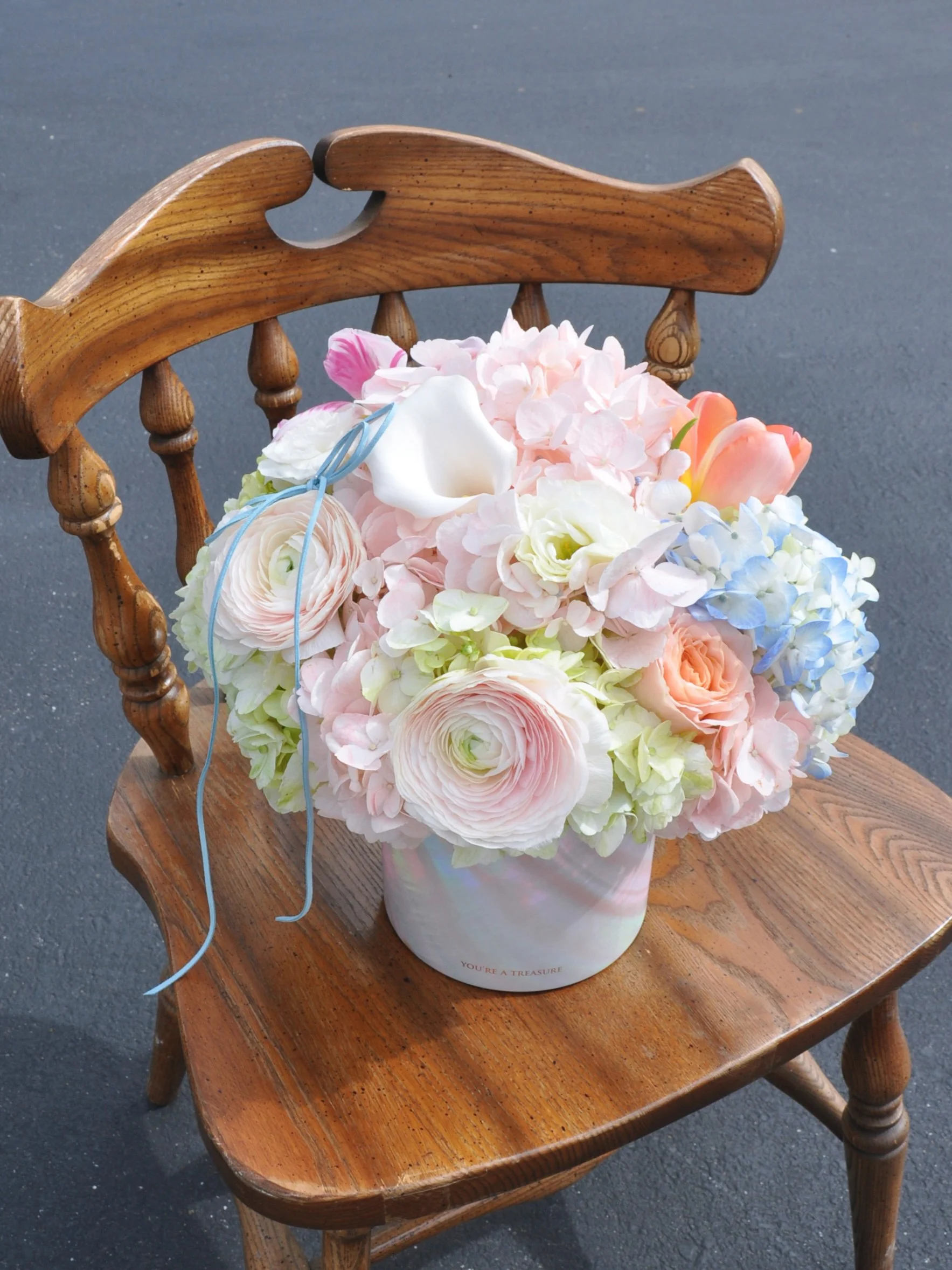 Hydrangea Hug Bucket