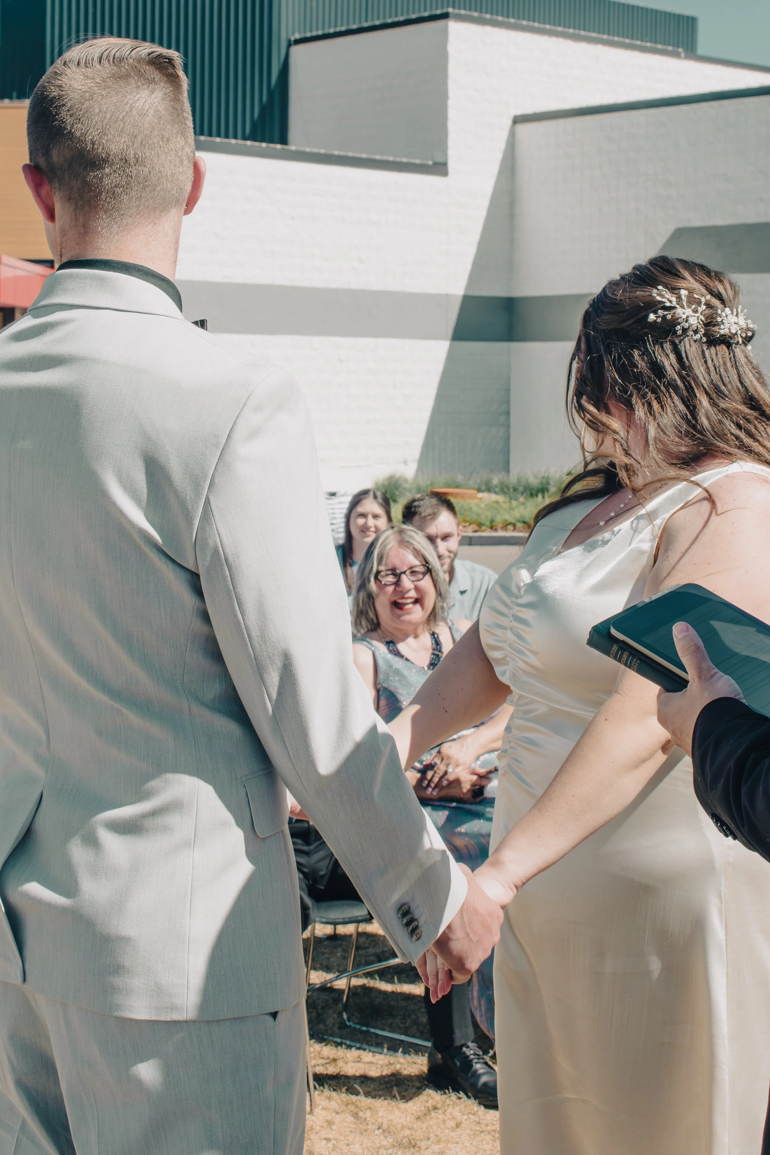 LAURA_GARRETT_VOW RENEWAL_050226-17.JPG