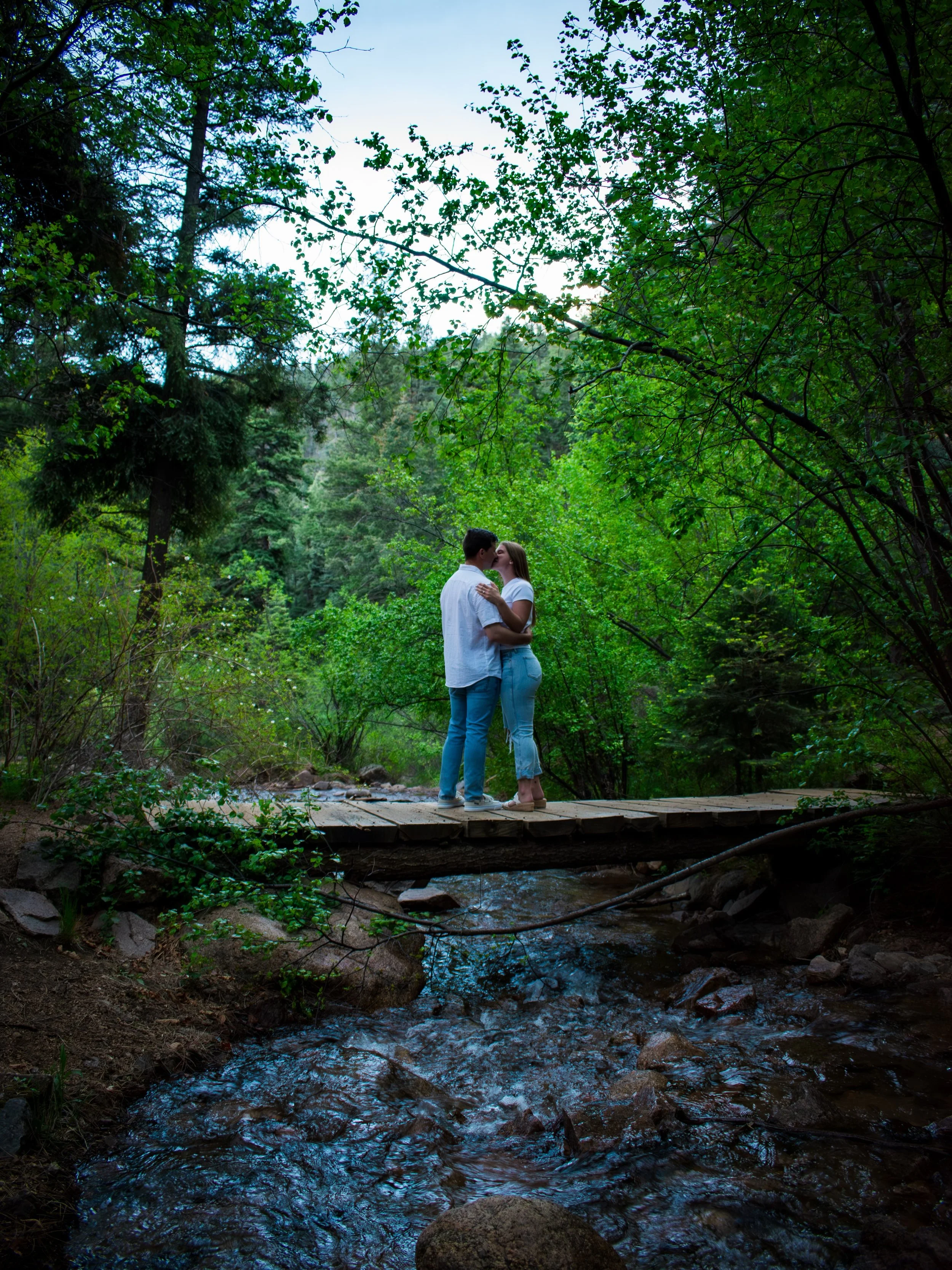 Love is in the air 💙

#engagement #engagementphotographer #coloradolove #coloradophotograher #loveisintheair