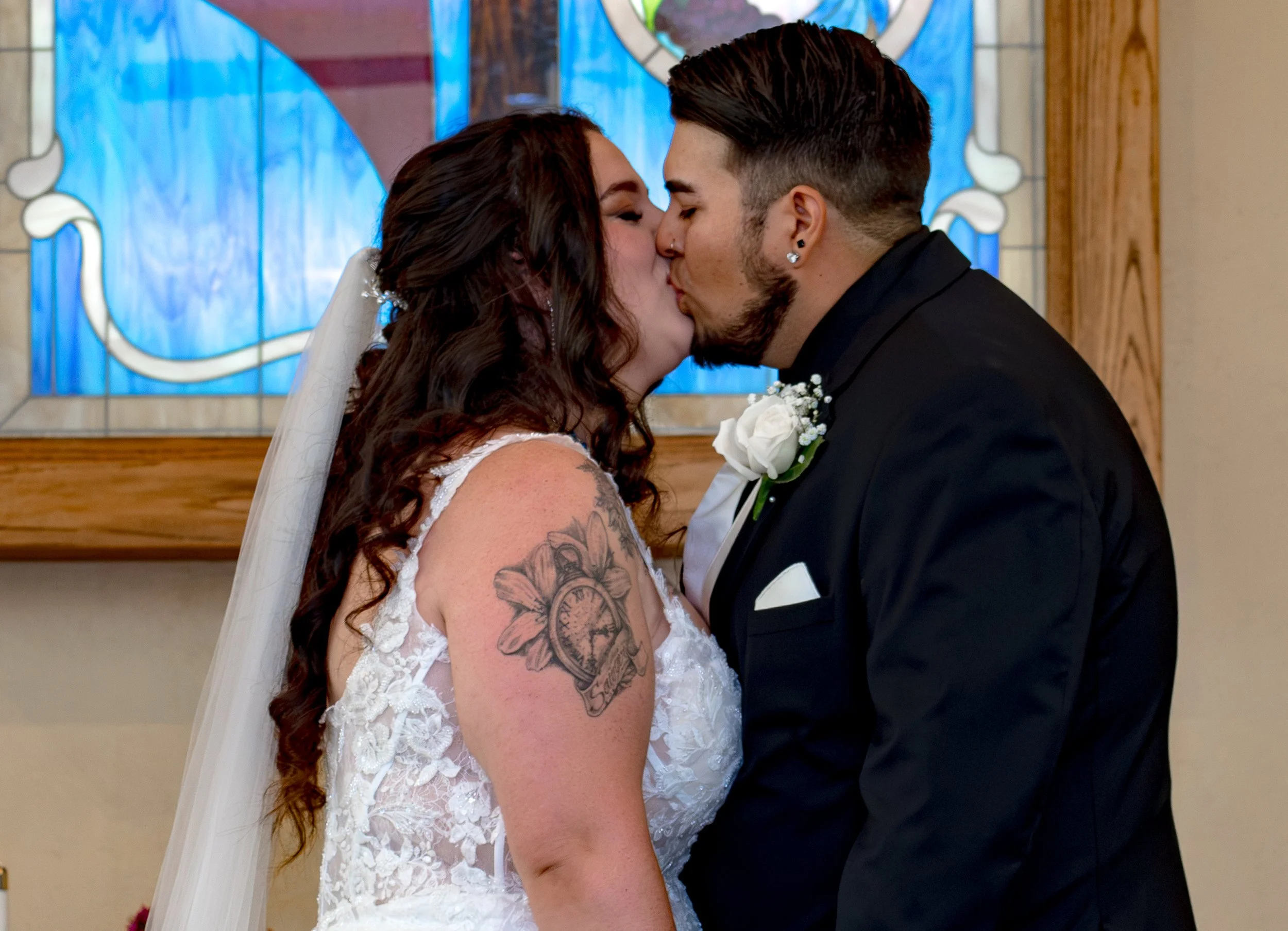 Kaylee&Jonathan_Wedding_SneakPeeks-58.JPG