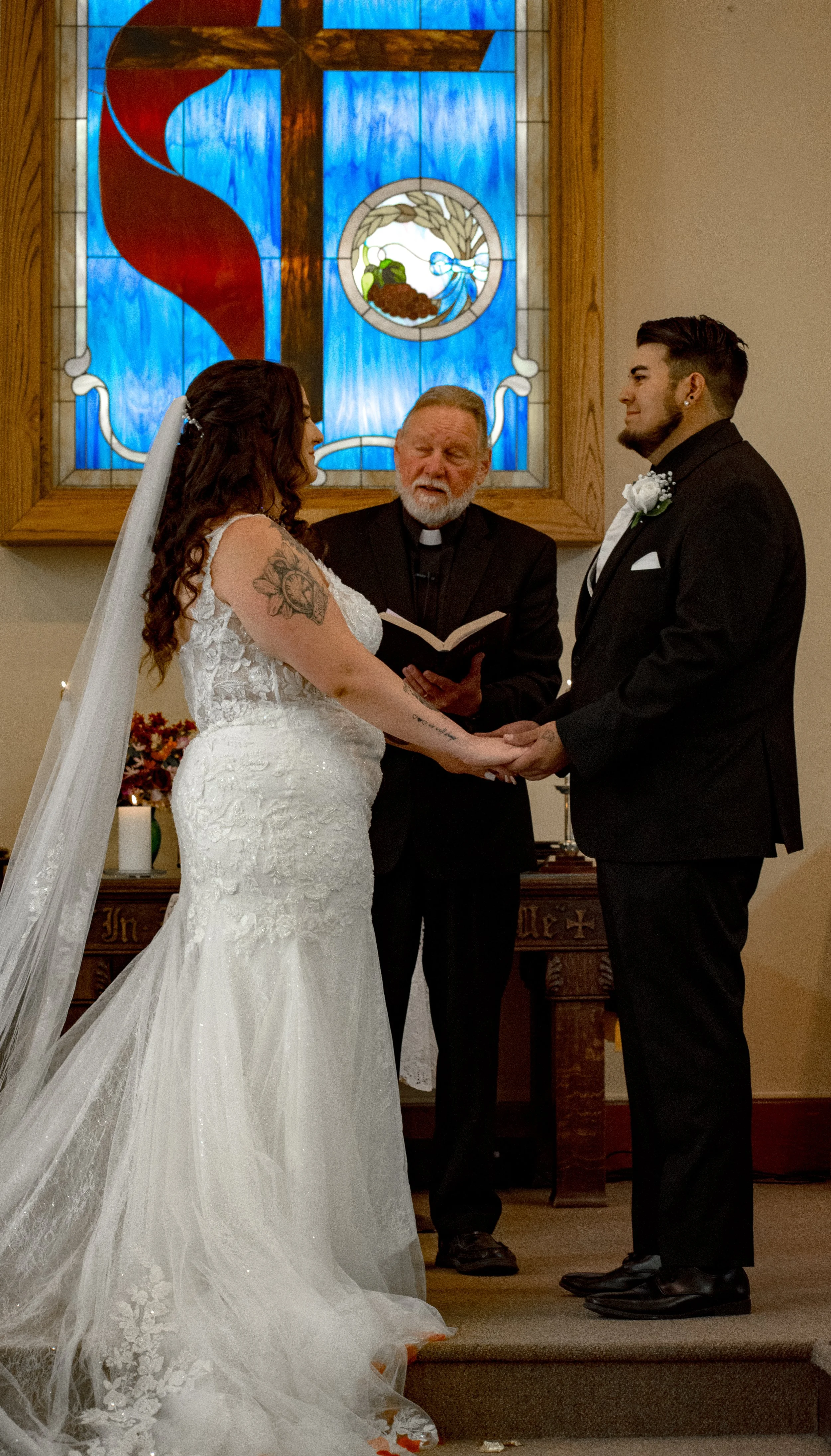 Kaylee&Jonathan_Wedding_SneakPeeks-53.JPG