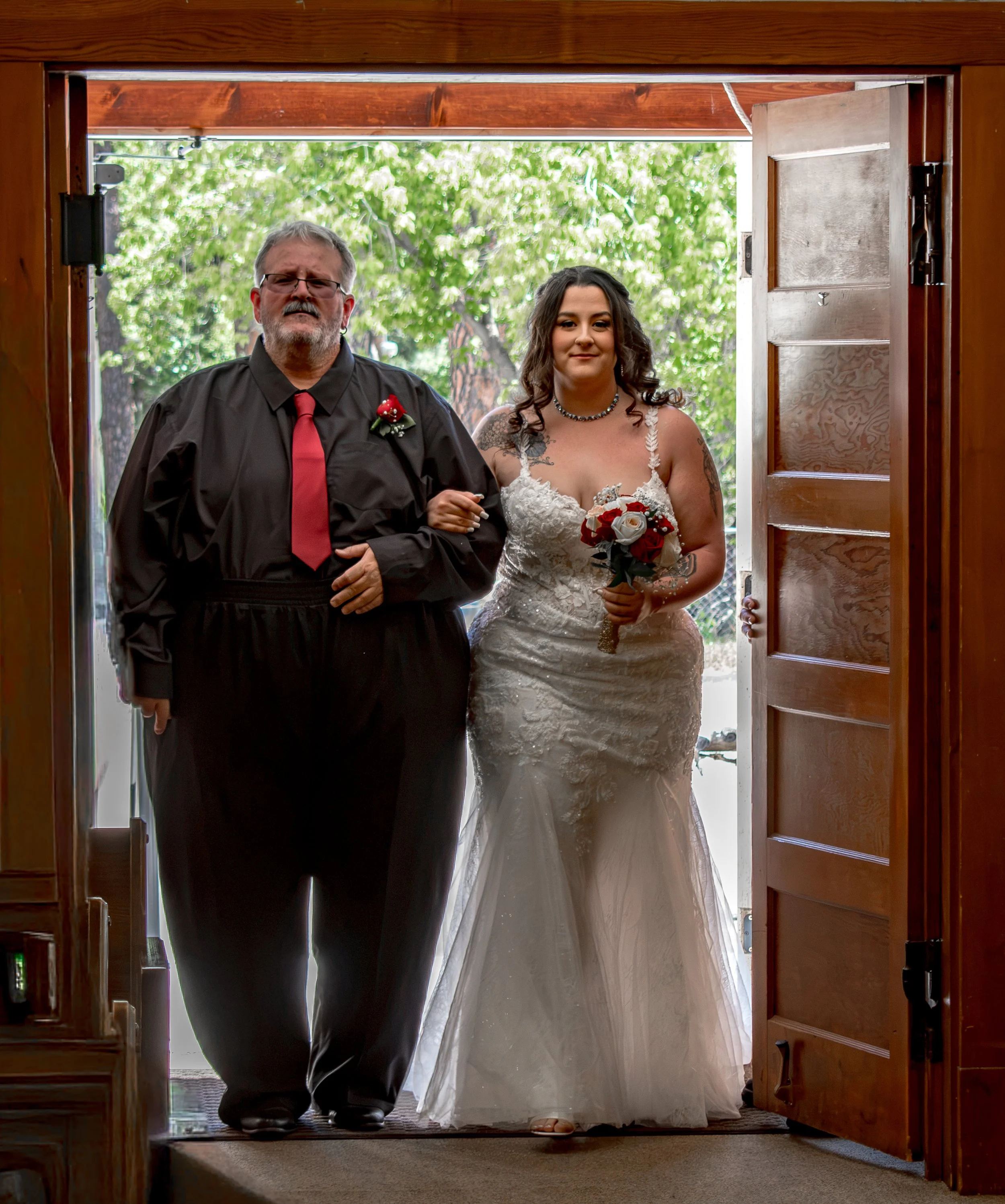 Kaylee&Jonathan_Wedding_SneakPeeks-50.JPG