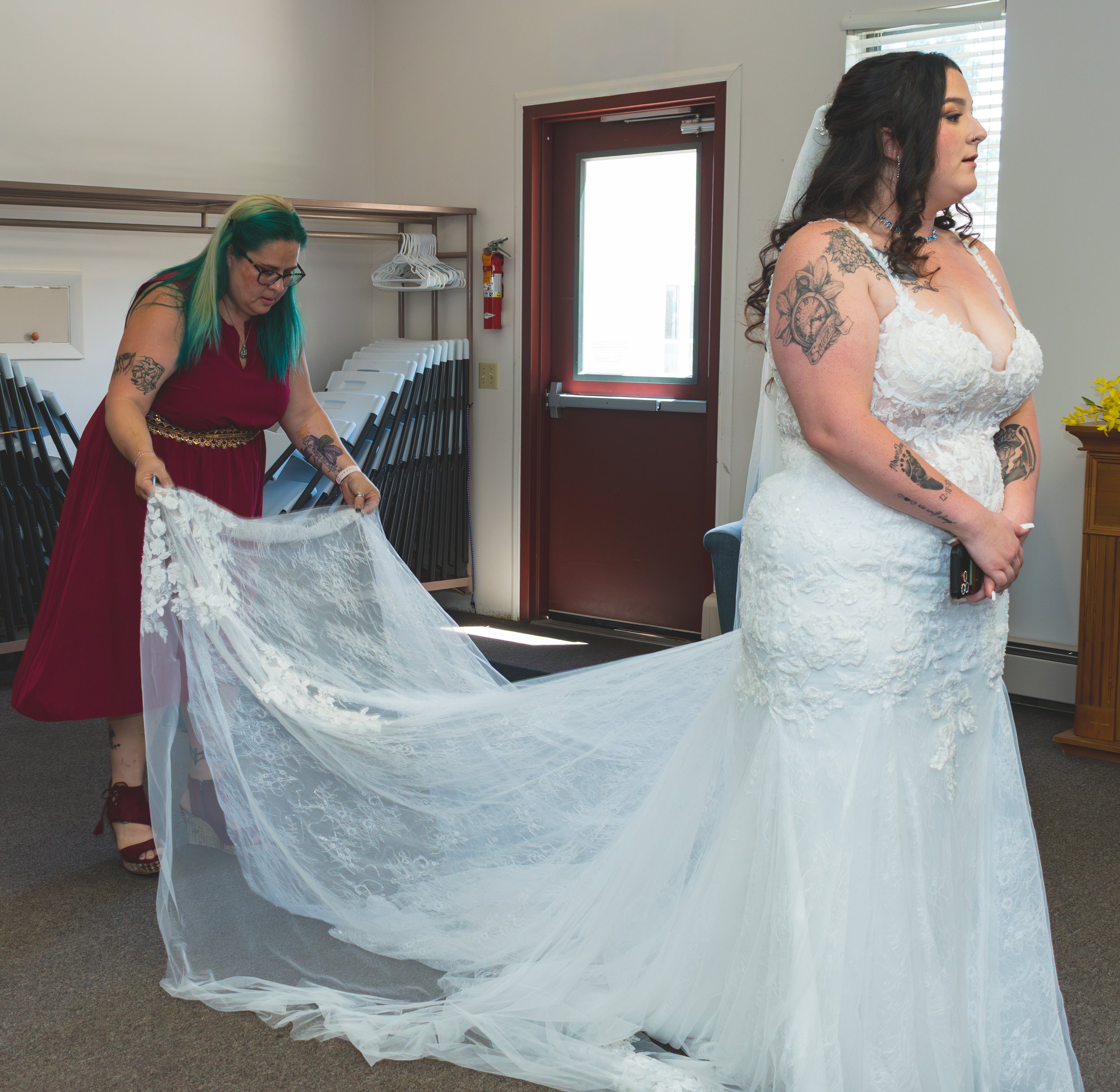 Kaylee&JonathanLamorie_WeddingGallery-249.JPG
