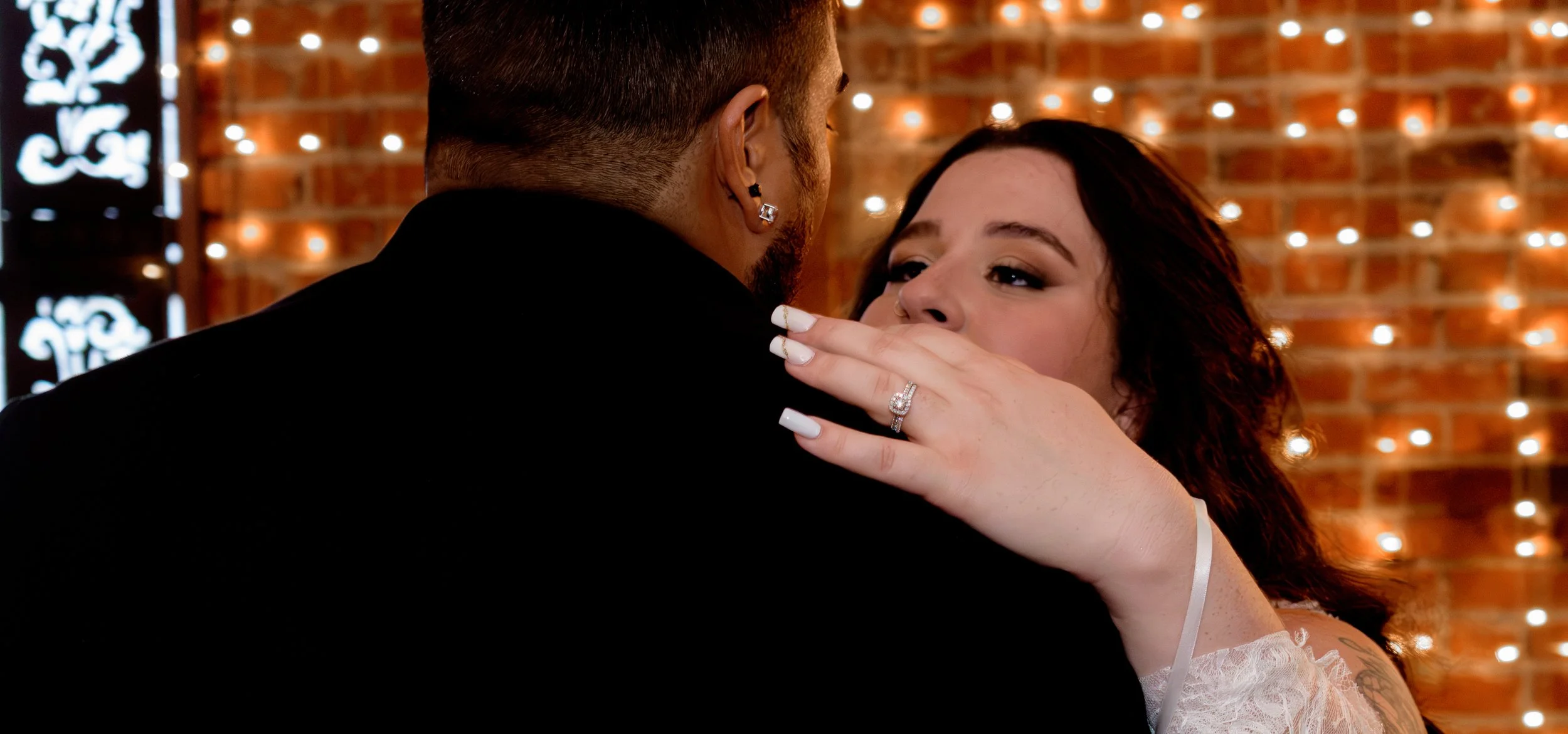 Kaylee&Jonathan_Wedding_SneakPeeks-75.JPG