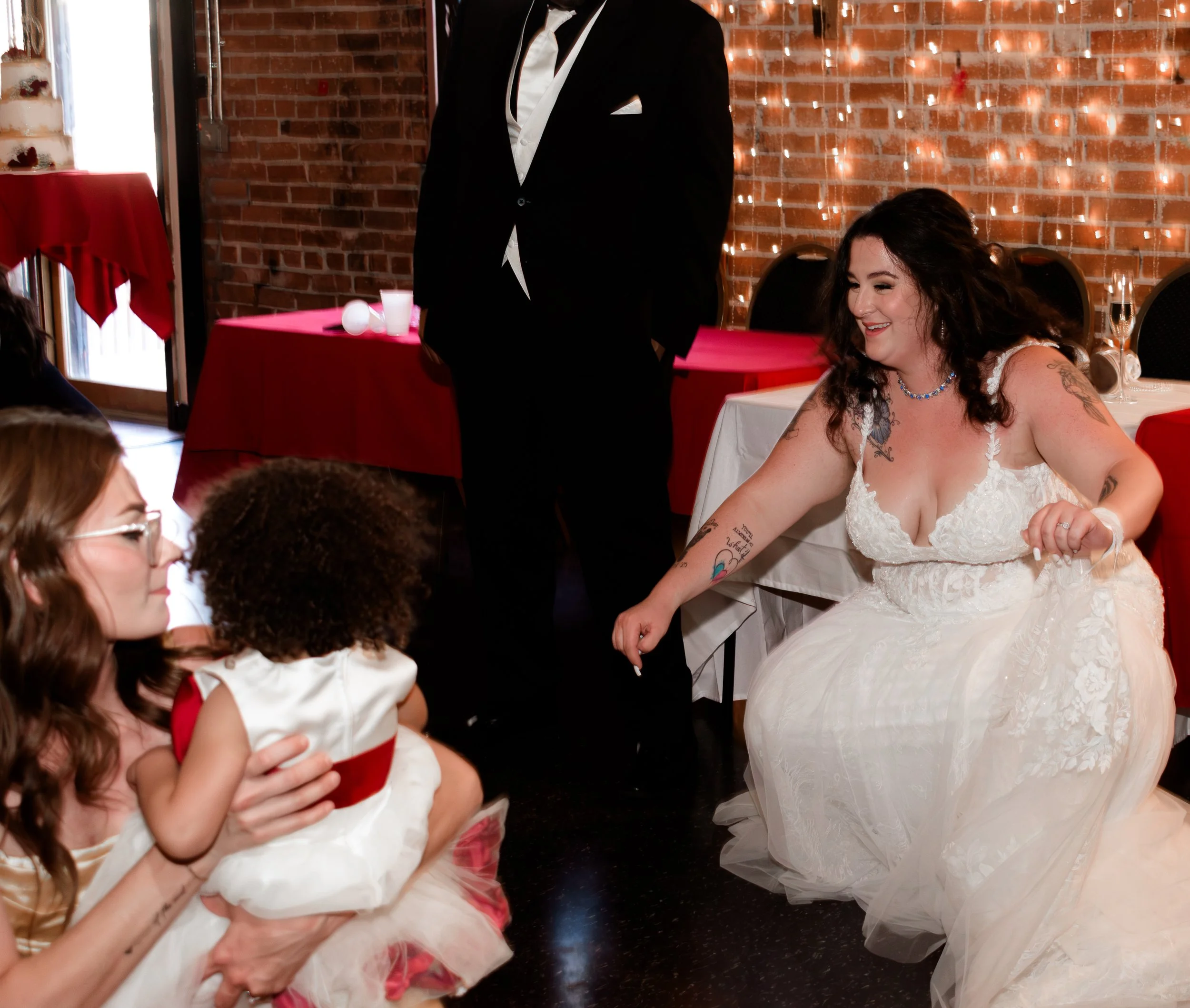 Kaylee&Jonathan_Wedding_SneakPeeks-72.JPG