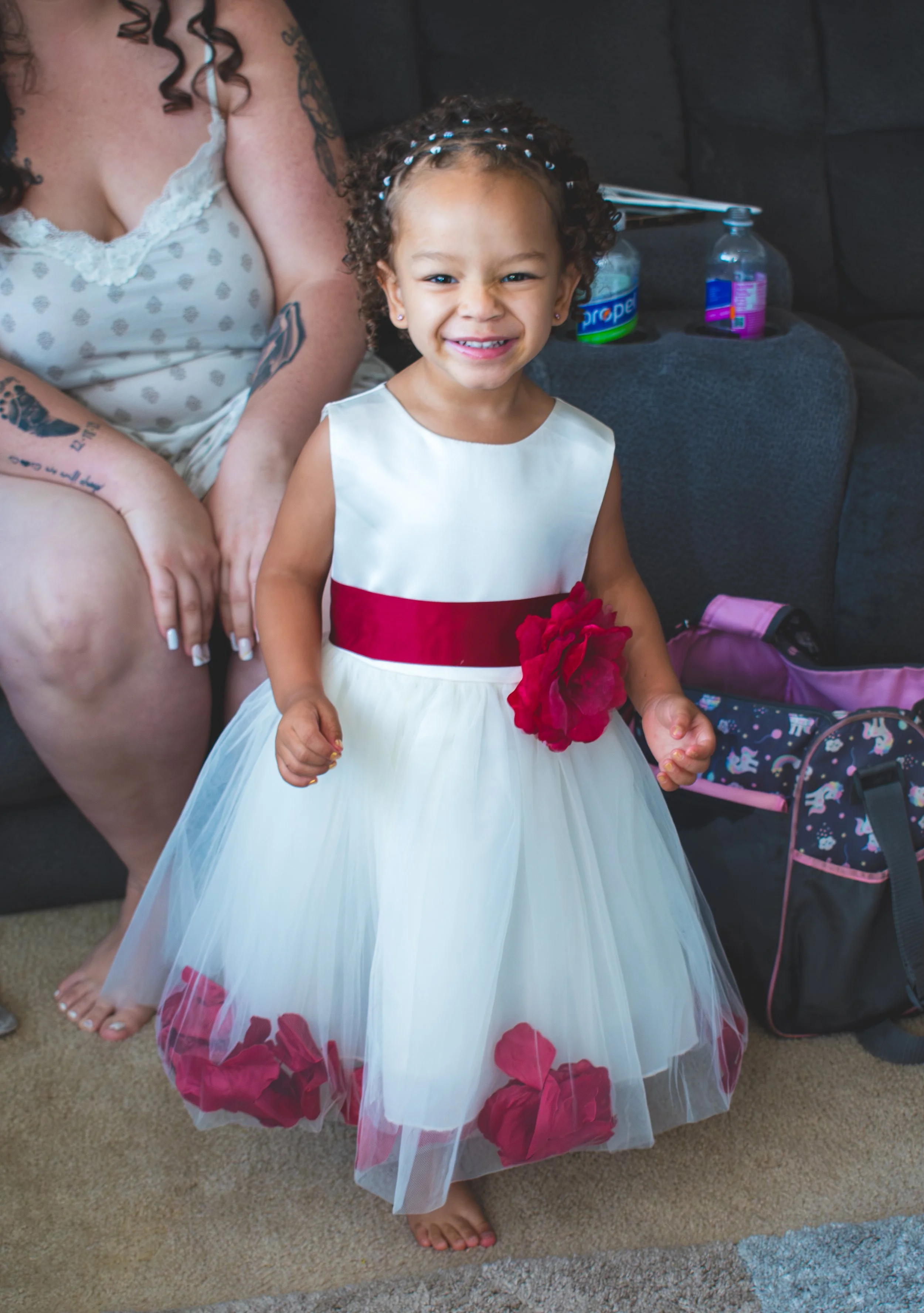Kaylee&Jonathan_Wedding_SneakPeeks-39.JPG