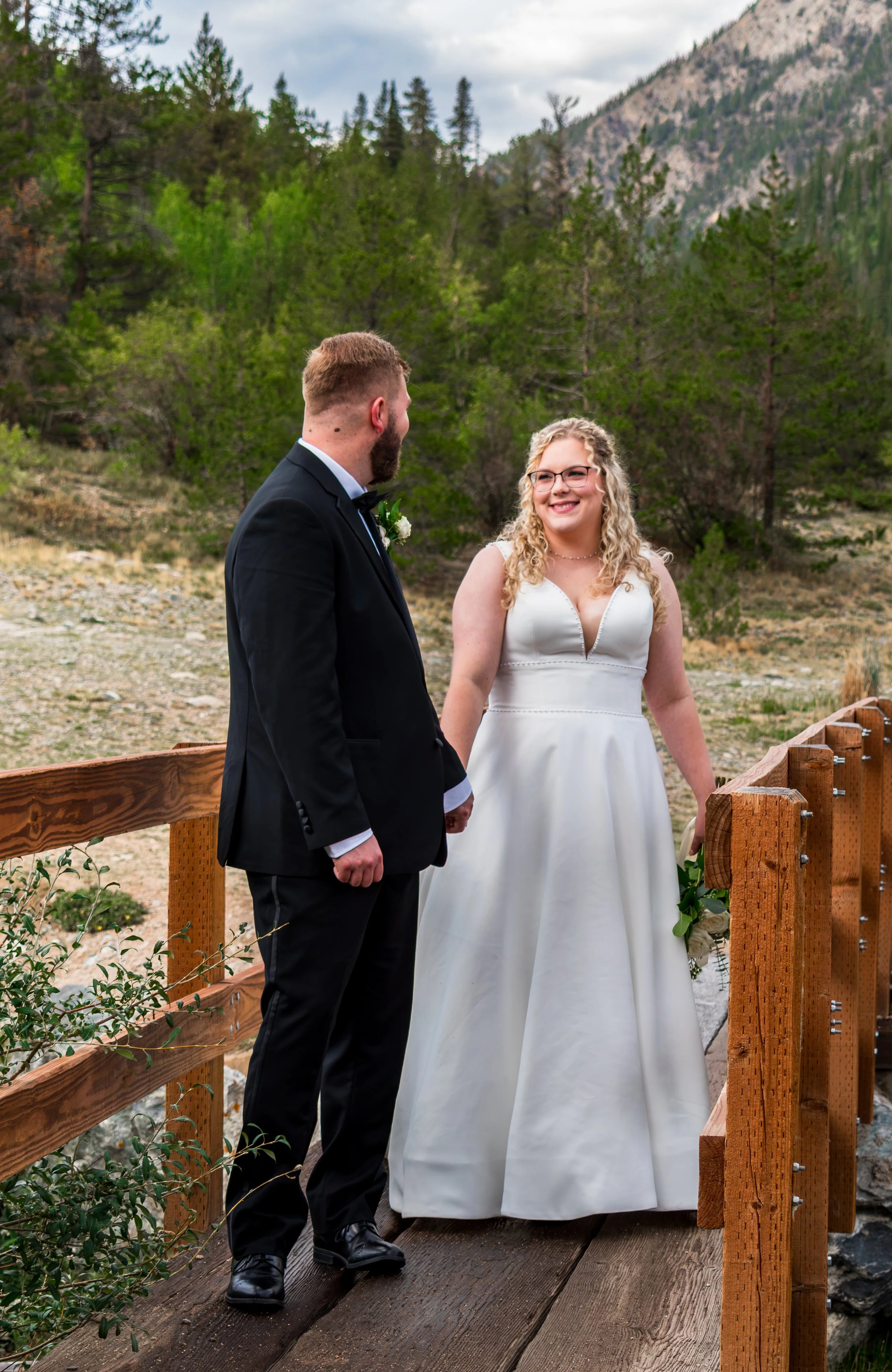 Tori&Brett_Elopement_OfficersGulch_Sneak Peek-6.JPG