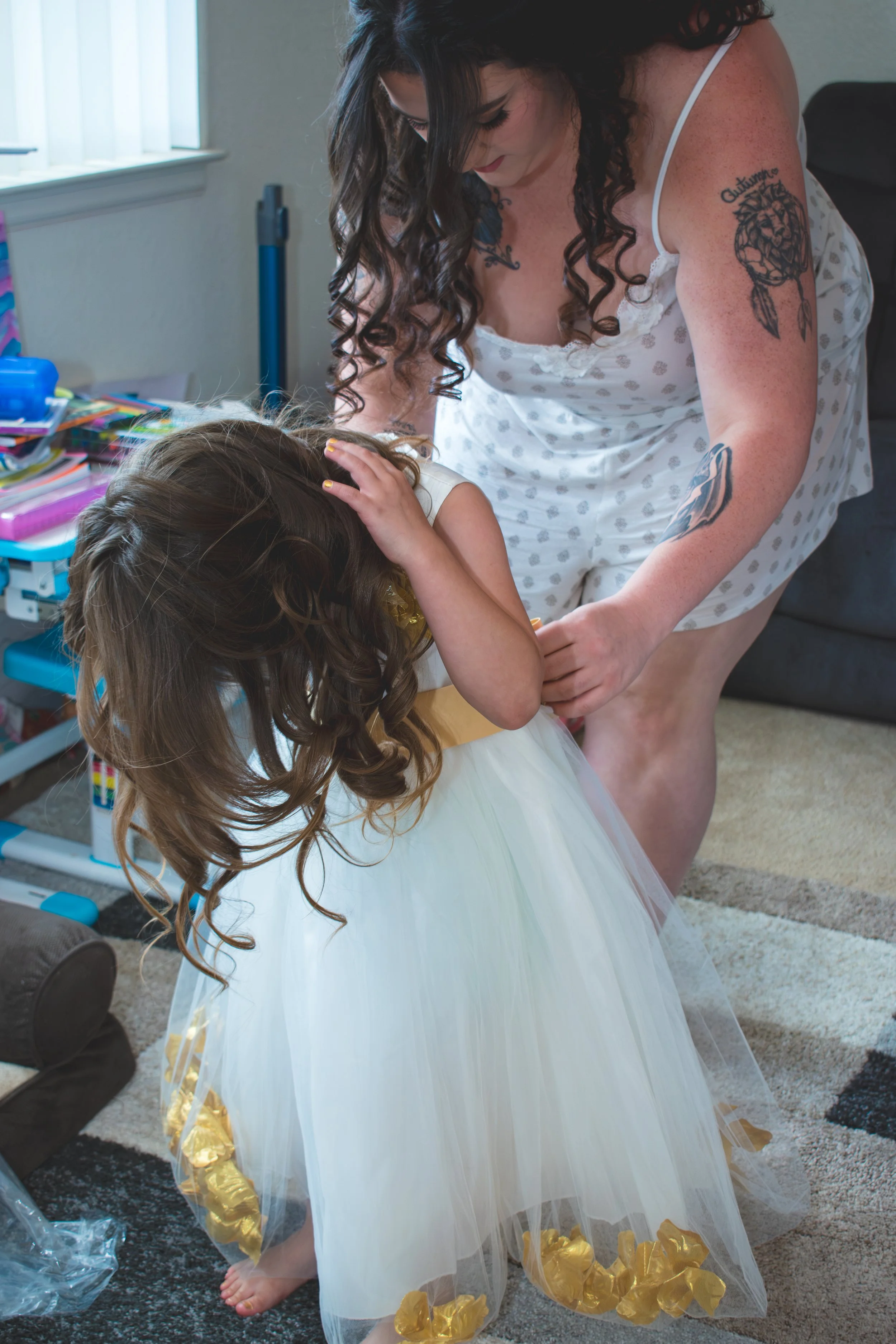 Kaylee&Jonathan_Wedding_SneakPeeks-41.JPG