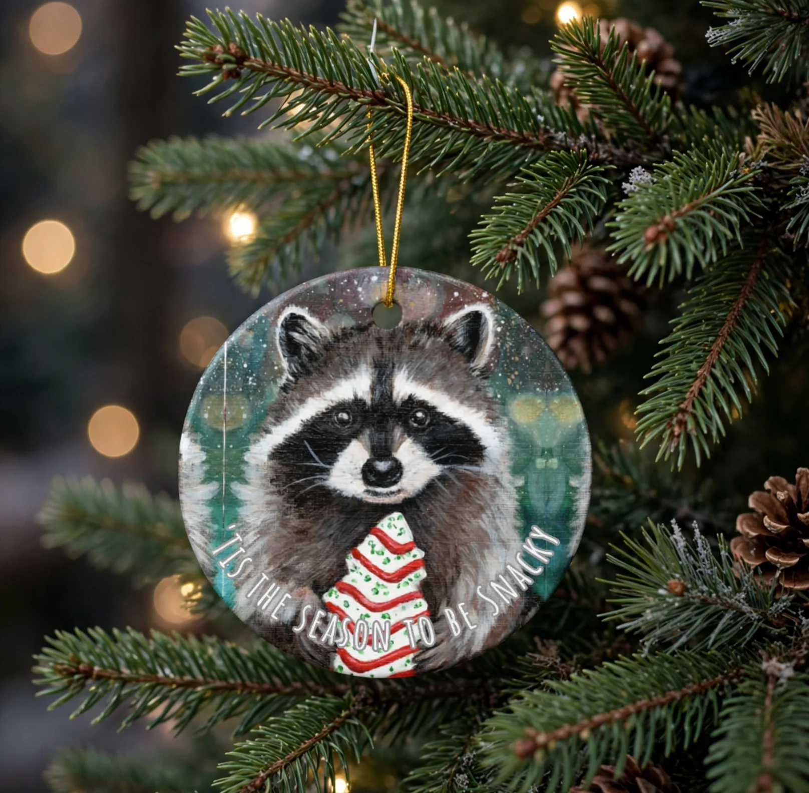 media-generation-raccoon-snacky-ornament-tree-m-0-fbd59d74-5d94-4281-9154-133b9ef78a94.webp