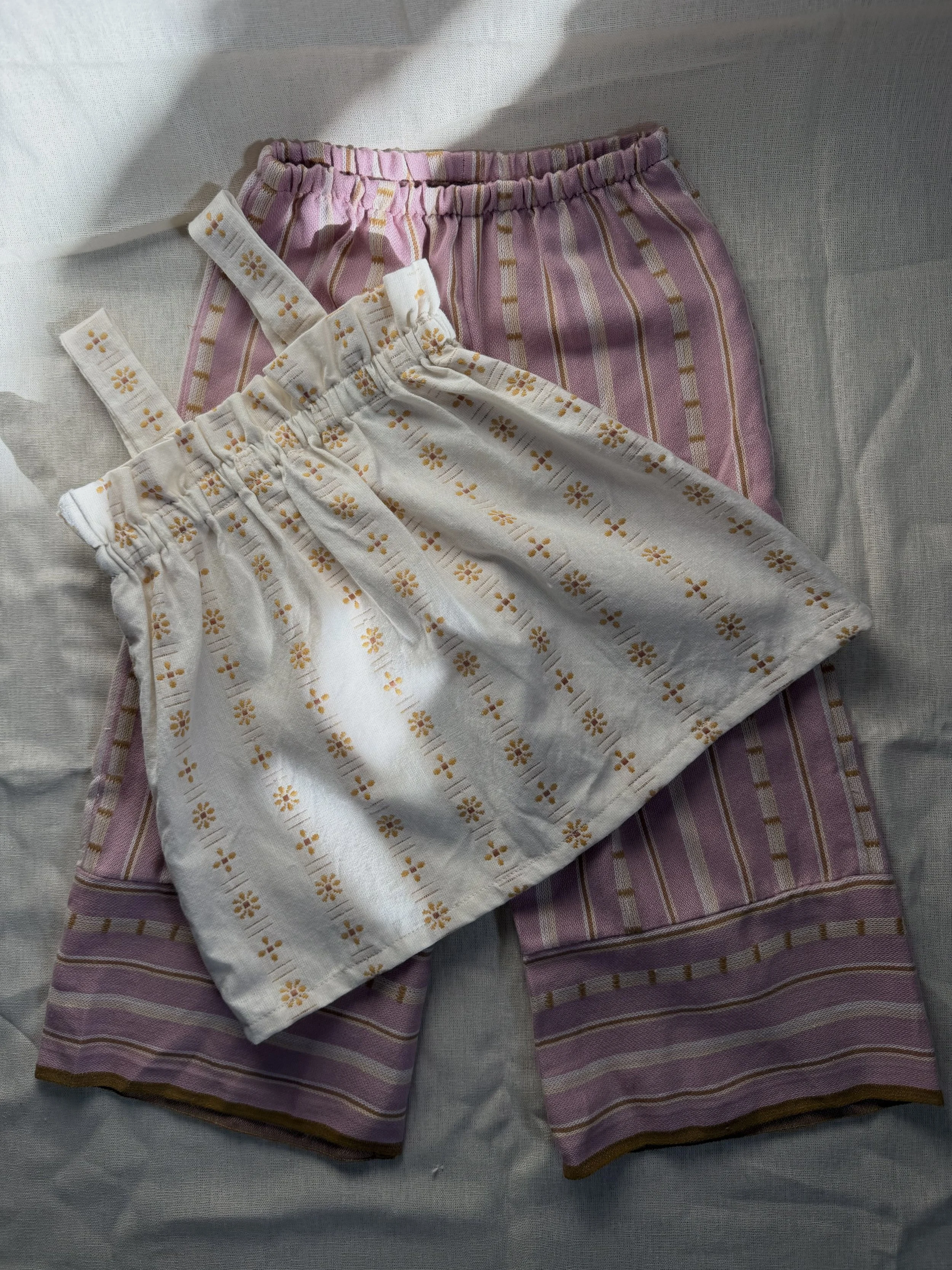 The Daisy Set (2T)