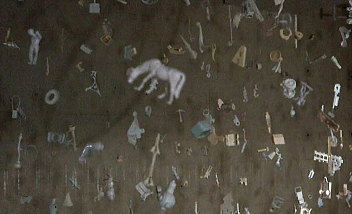 Crowd, 1990, mixed-media, sculptural installation