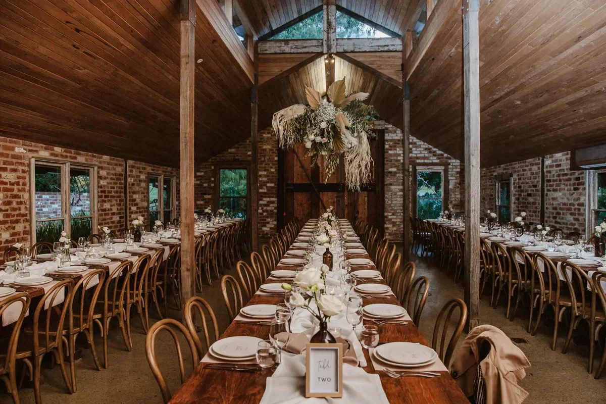 IVORYTRIBE_TESSA_AND_JOHN_JESSICA_ROSE_PHOTOGRAPHY_0210.webp
